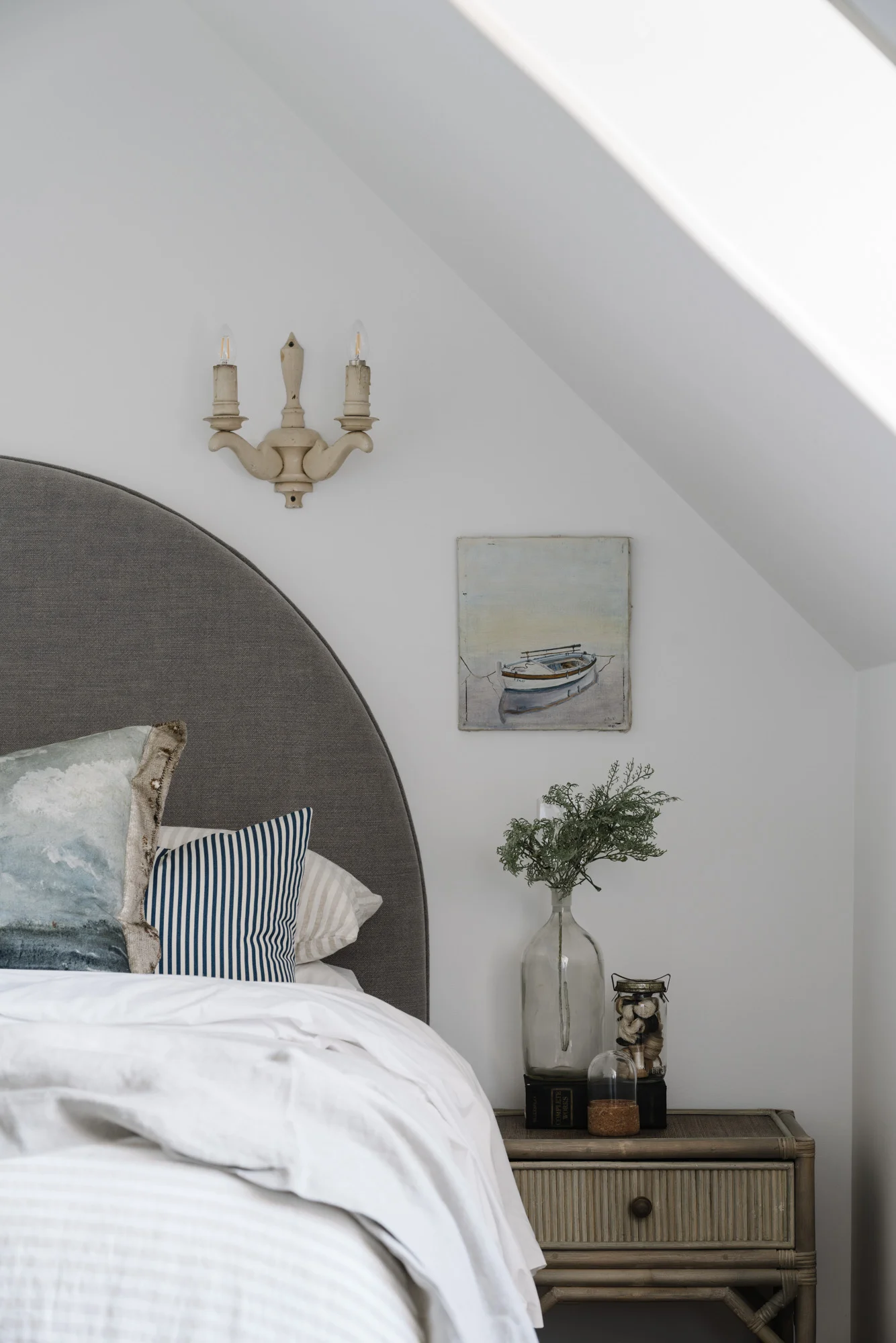 Boutique story telling hotel Ship Inn in Stanley, Tasmania. Photography by Marnie Hawson and styling by Inside Story.