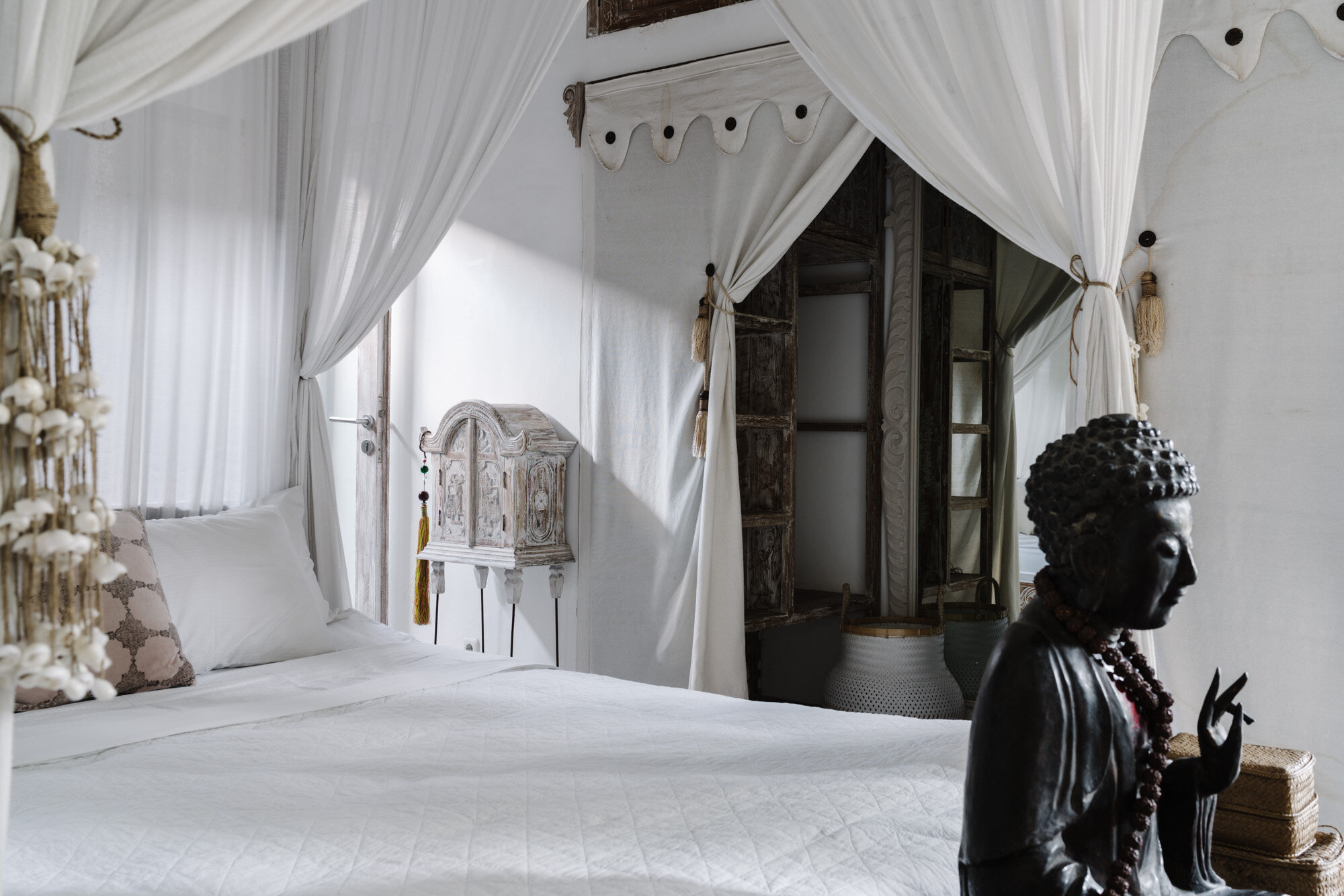 Biru Biru villa, Bali. Photography by Australian interior photographer Marnie Hawson.