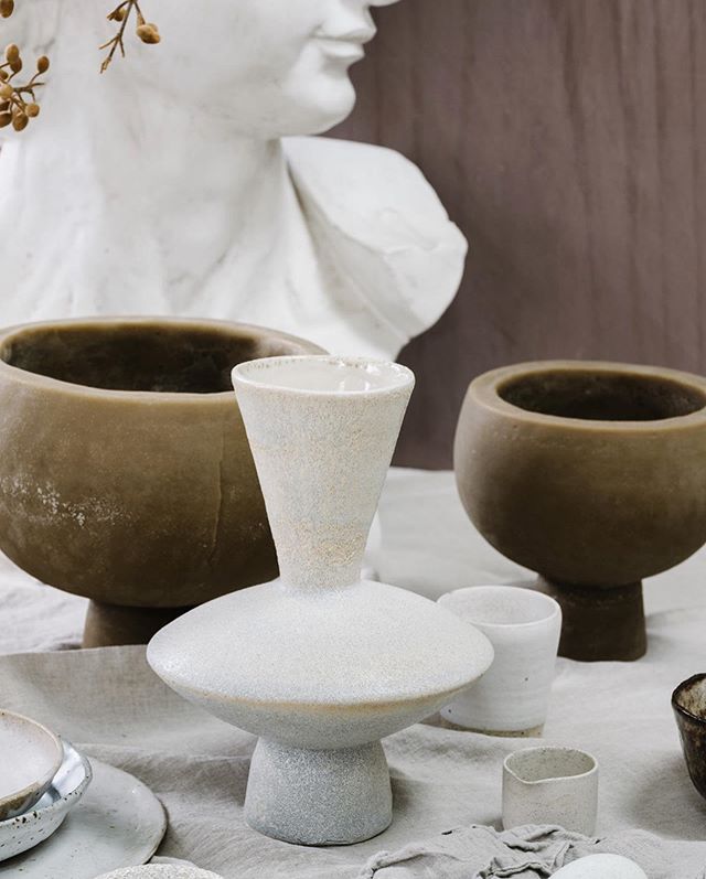 Sustainable materials and ethical manufacturing processes in products for the home. That's the theme that @inside_story_ (aka @lyndagardener and @bellebrightproject) and I immediately came up with when @houseandgarden suggested that we find a theme for a decorating shoot.
-
Thanks to all the great brands that contributed to this epic shoot - see the full story in the November issue of @houseandgarden.
-
Styled by @inside_story_ at @lyndagardener's new Room + Board, Daylesford.