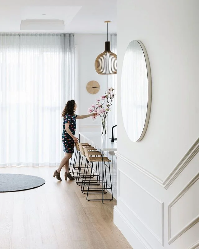 Karly in her Glen Iris kitchen - her renovation is featured in the latest issue of @insideoutmag.
-
Interior Stylist @marcehong
Build/design @tilbuilt
Story by @jessicabellef