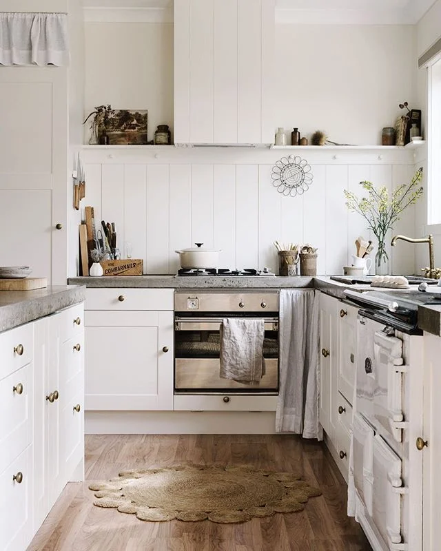 I had a little chat with one of my favourite ethical brands - @armadilloandco, about what it means to try and tread lightly in both home and business. I also shot a few new pics of our house as I have think I have about 8 Armadillo rugs at last count - I've always loved supporting the ethos and values of such a great company 🌱
-
Link in bio!