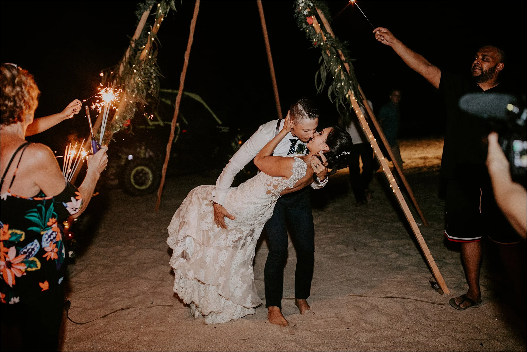 Athena_+_Brandon_Los_Barriles_Wedding__0184.jpg