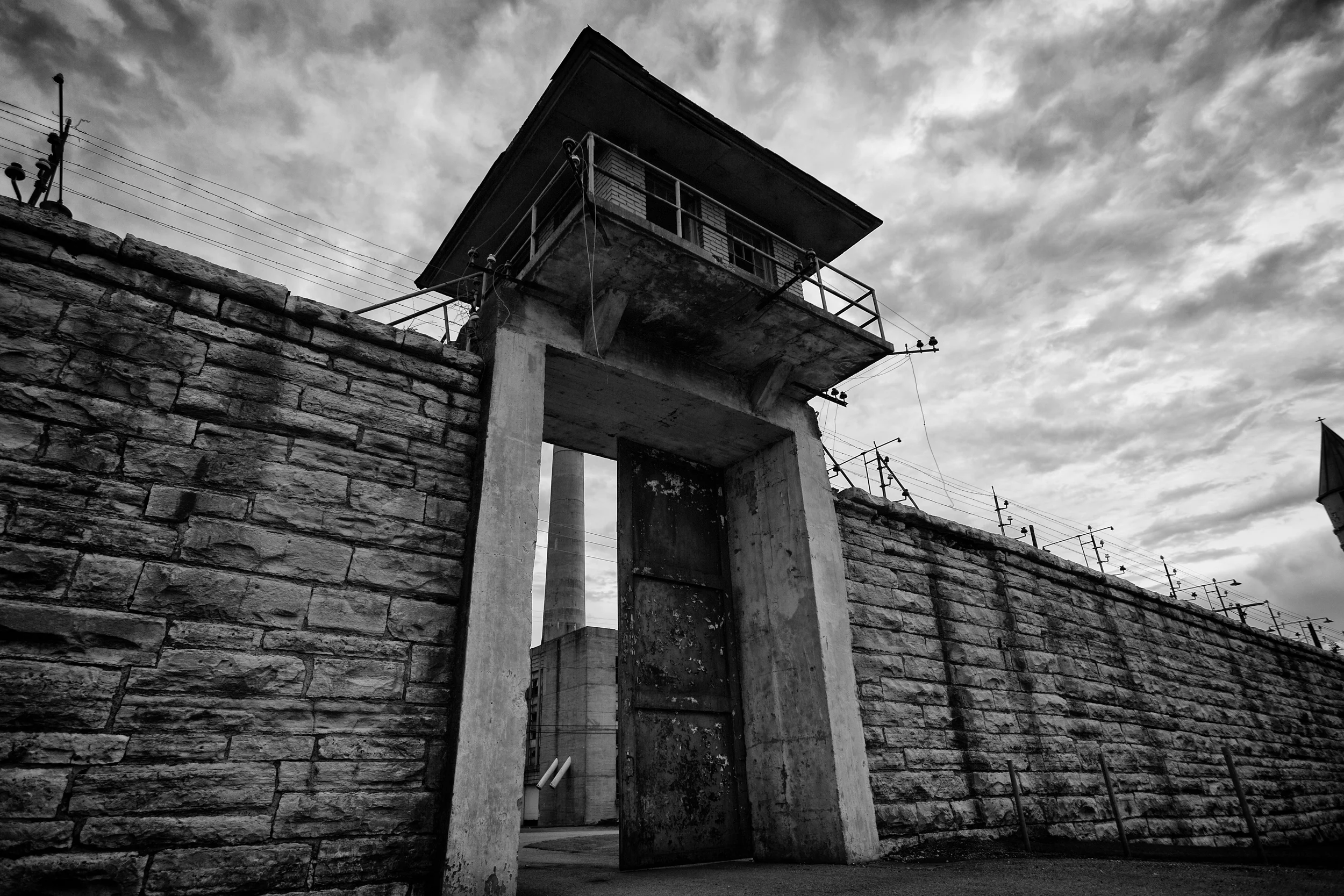 Prison 19-.jpg