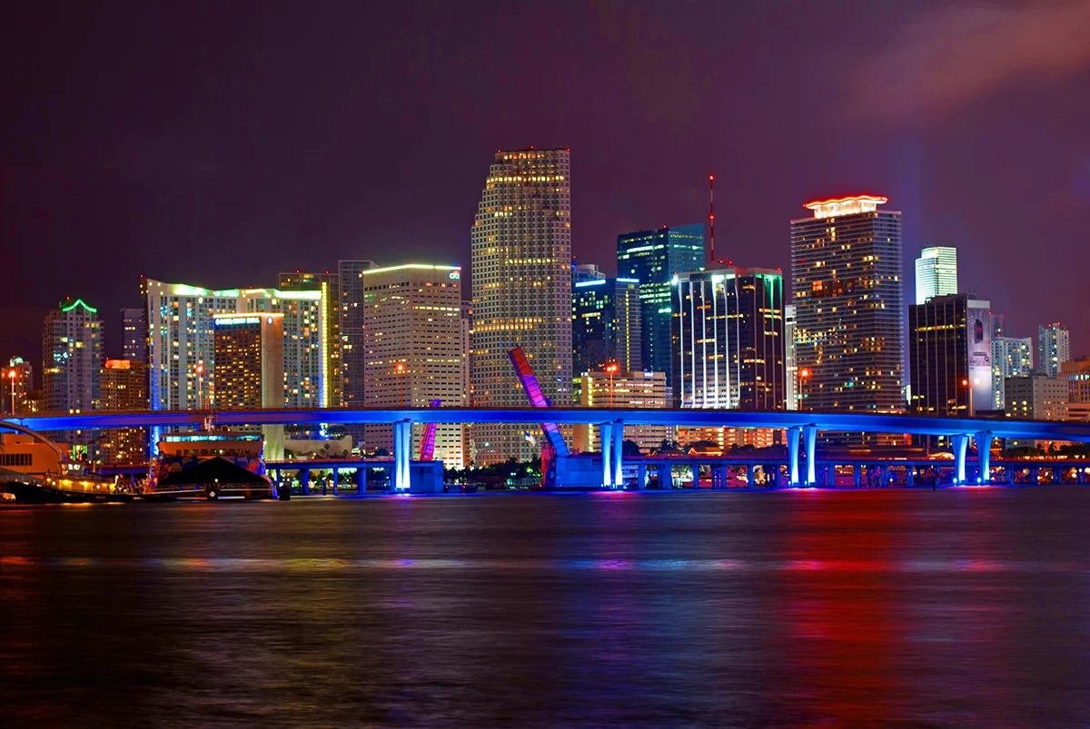 architecture-blue-bridge-421655.jpg