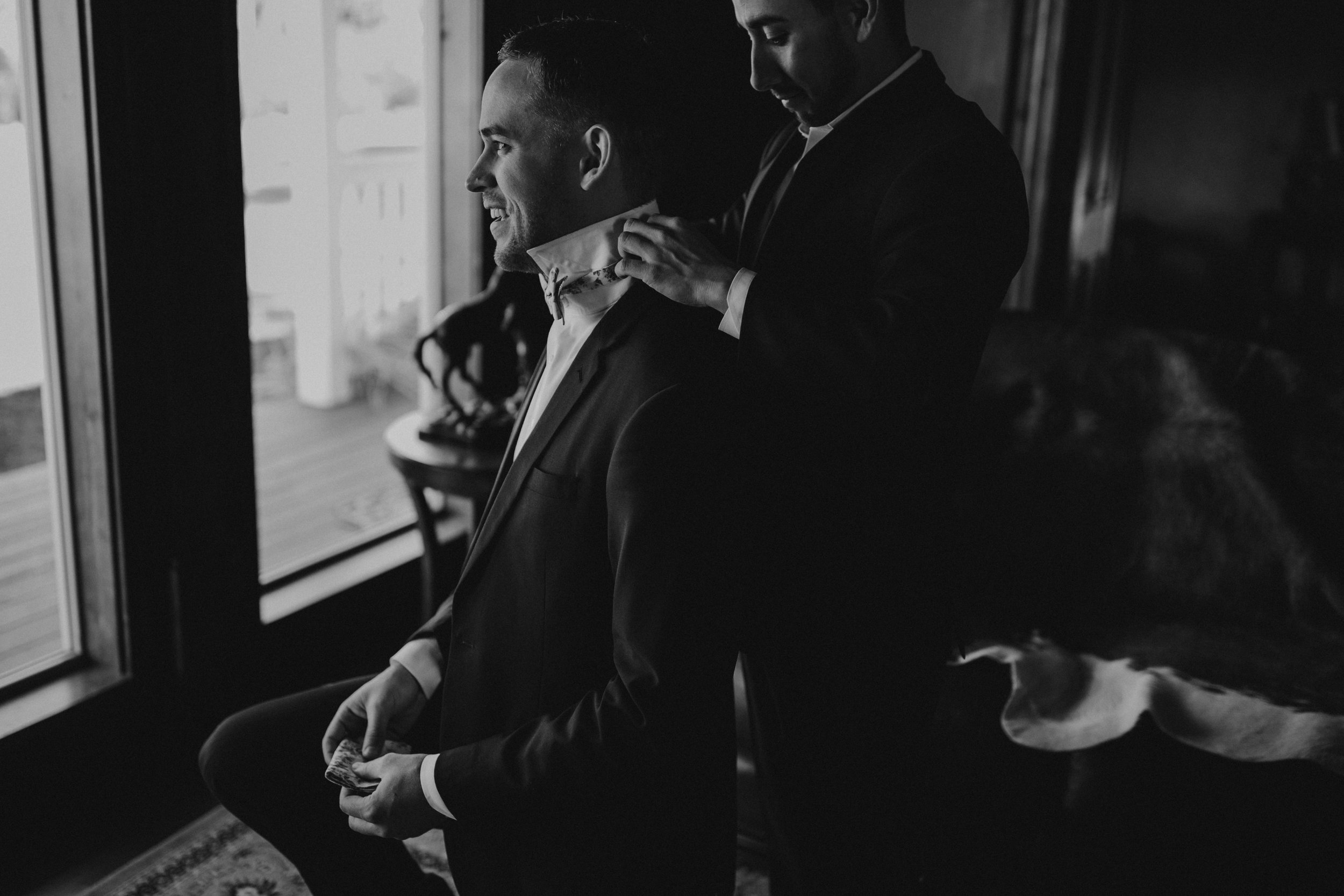 oliviastrohm_cattlebarnwedding-2-5.jpg