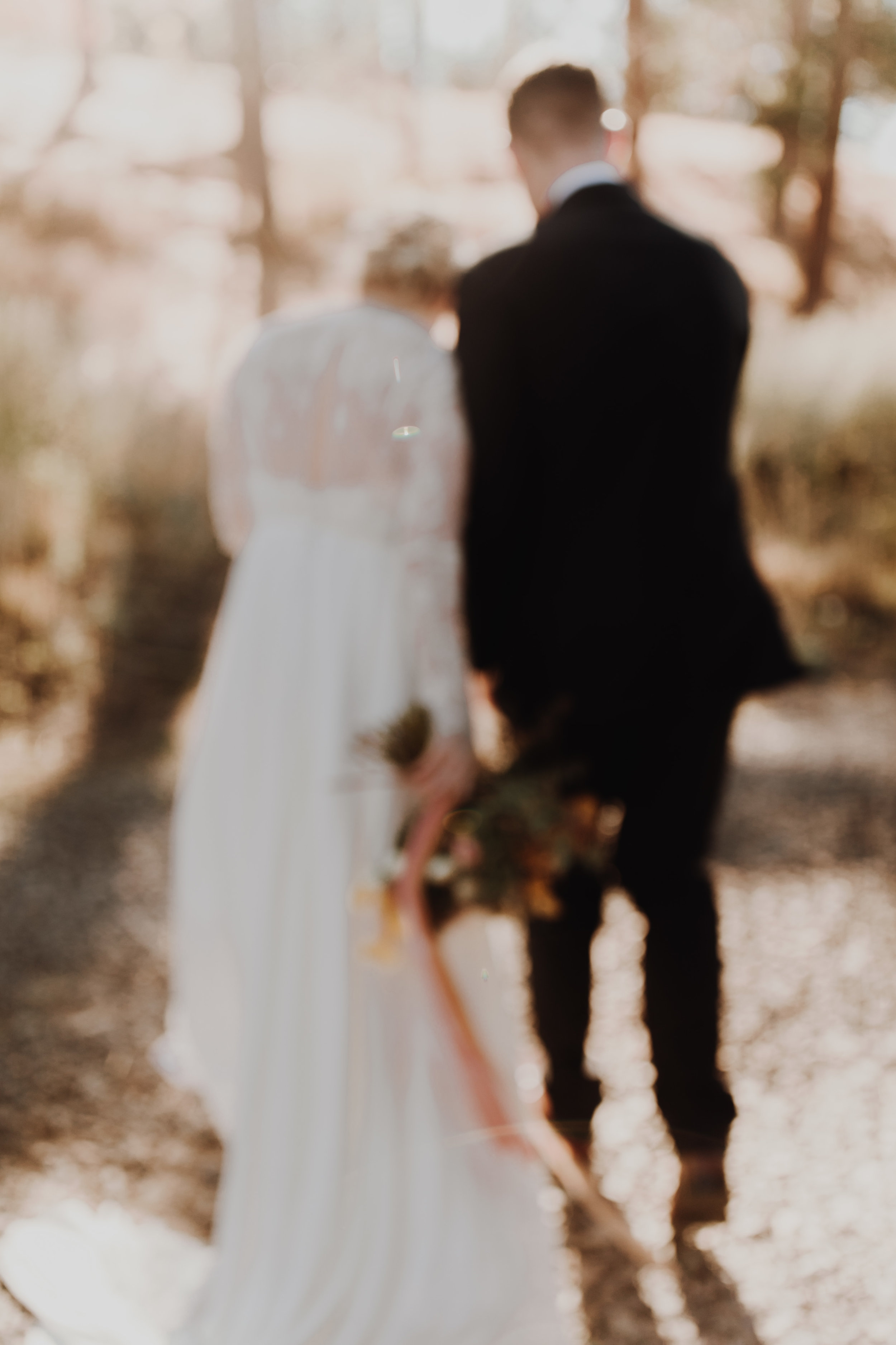 oliviastrohm_cattlebarnweddinggg-9.jpg