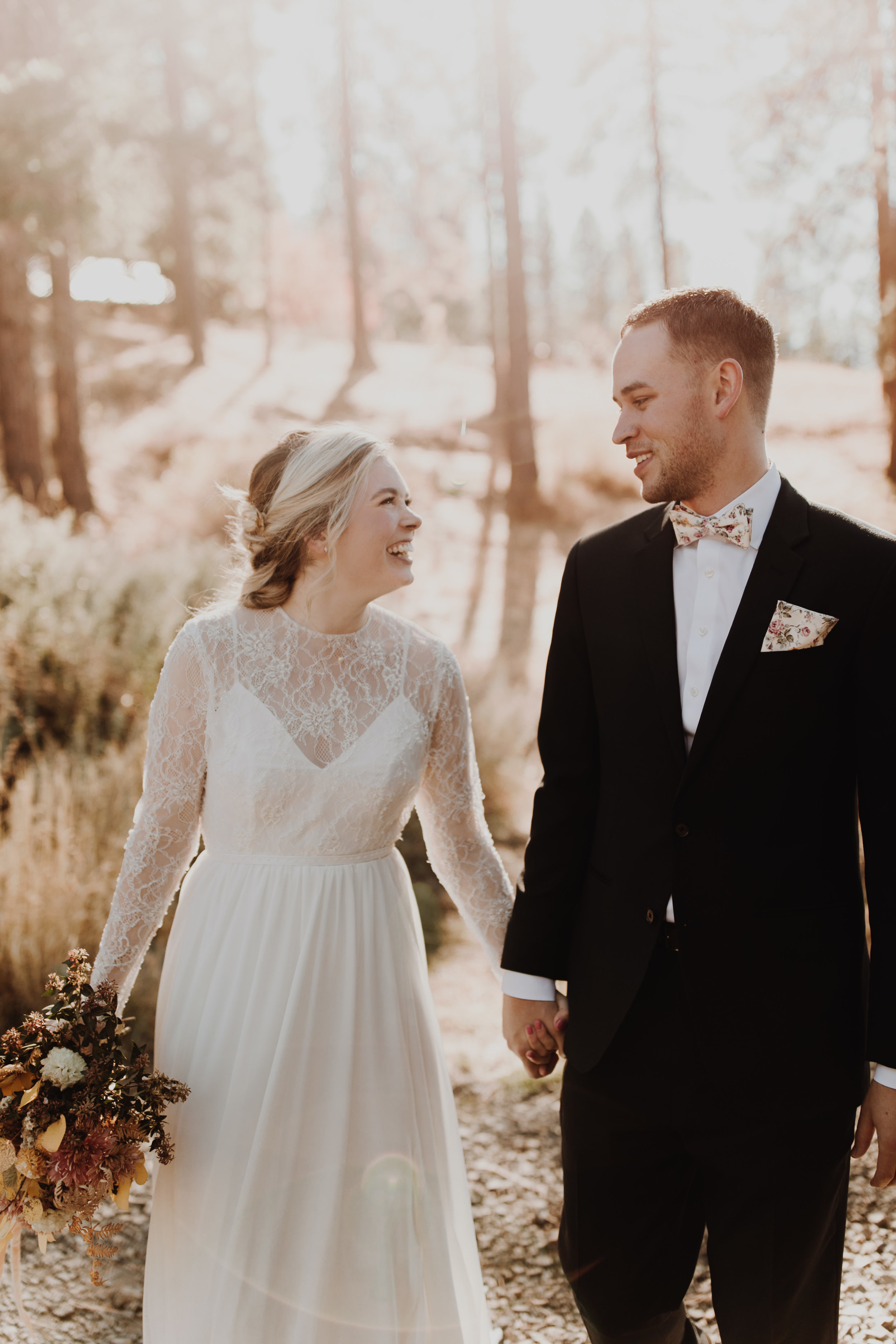 oliviastrohm_cattlebarnweddinggg-10.jpg
