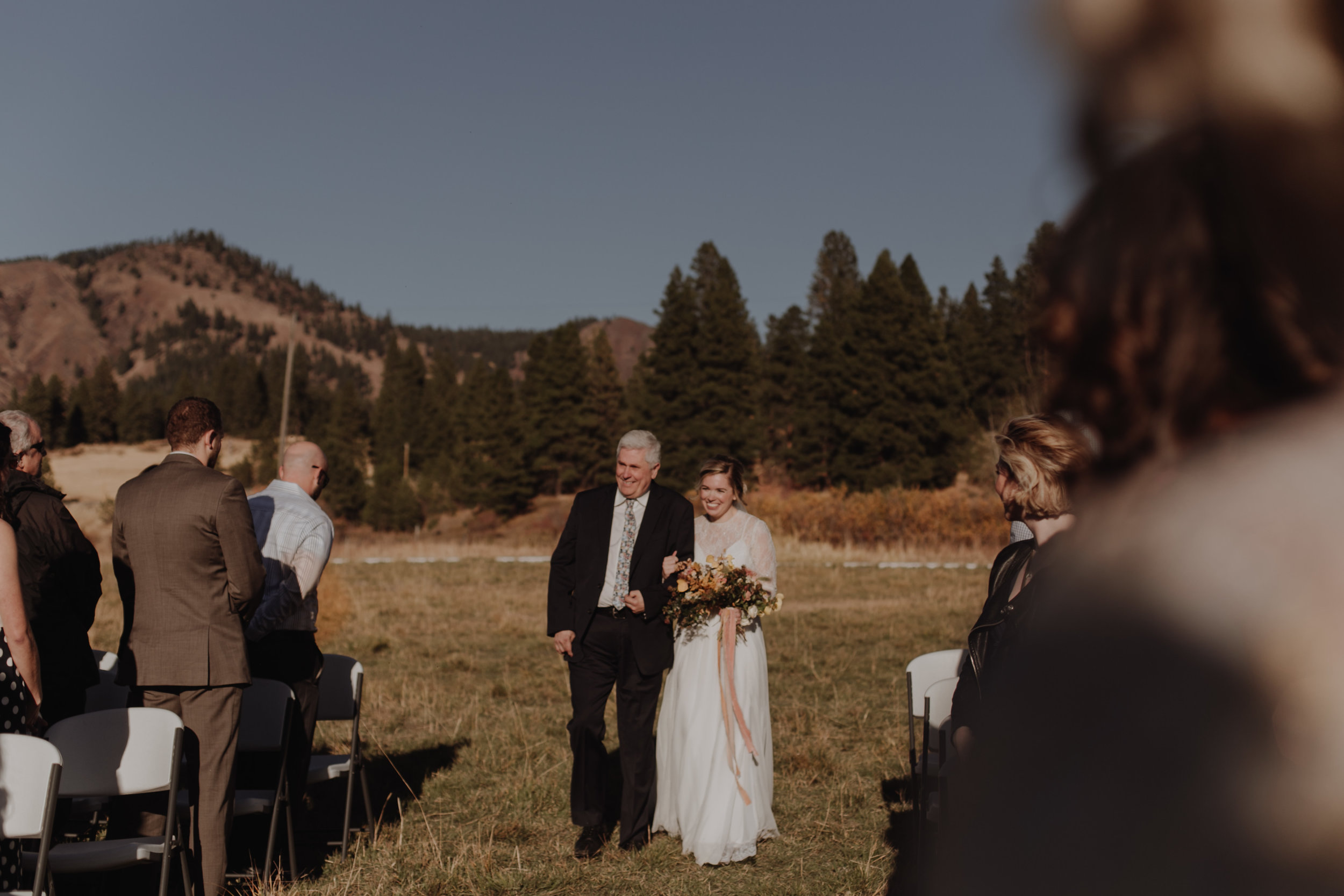 oliviastrohm_cattlebarnwedding____-6.jpg