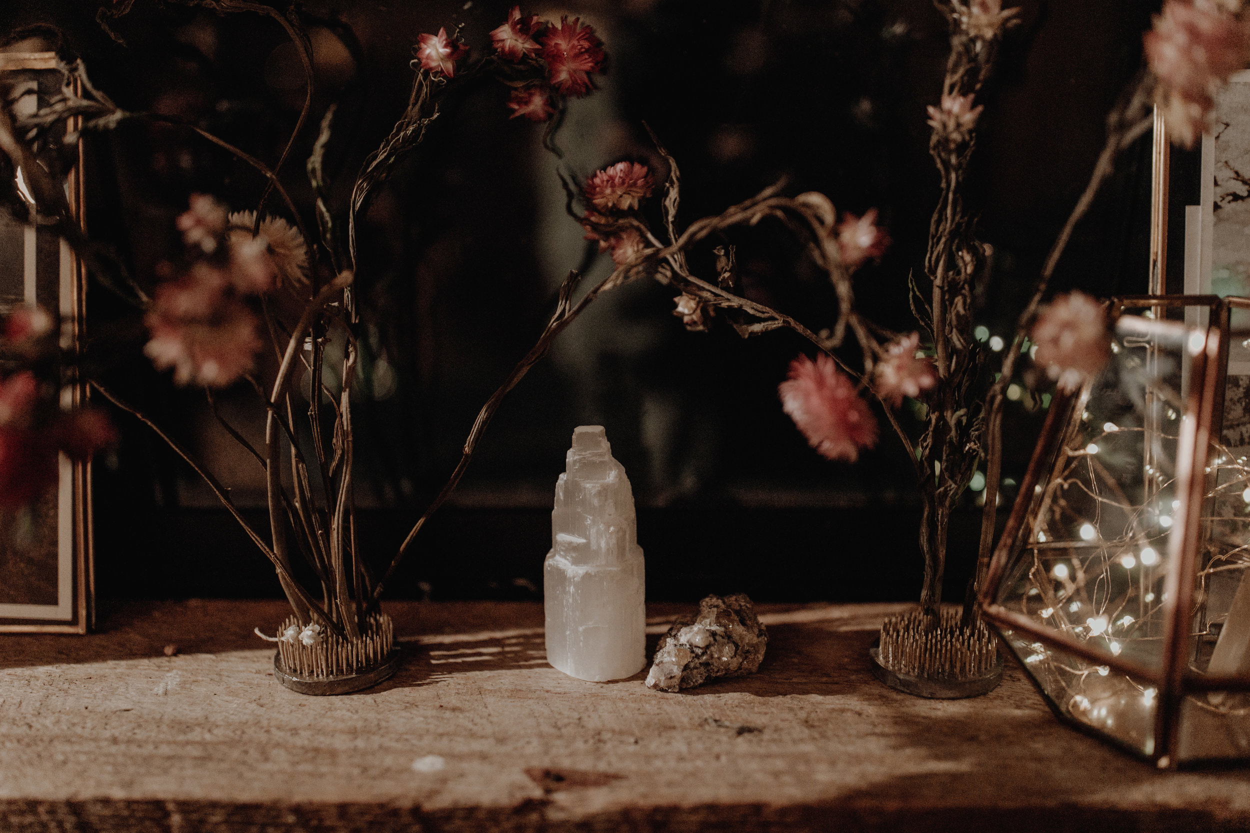 oliviastrohm_cattlebarnwedding__________-8.jpg