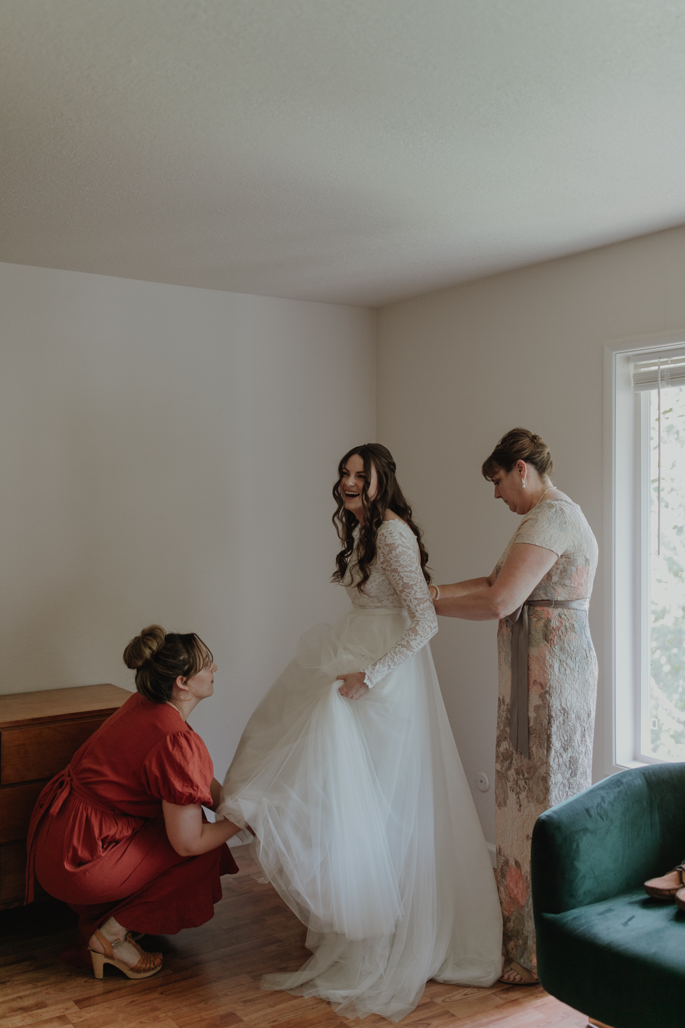 hornings_hideout_wedding_oliviastrohmphotography-10.jpg