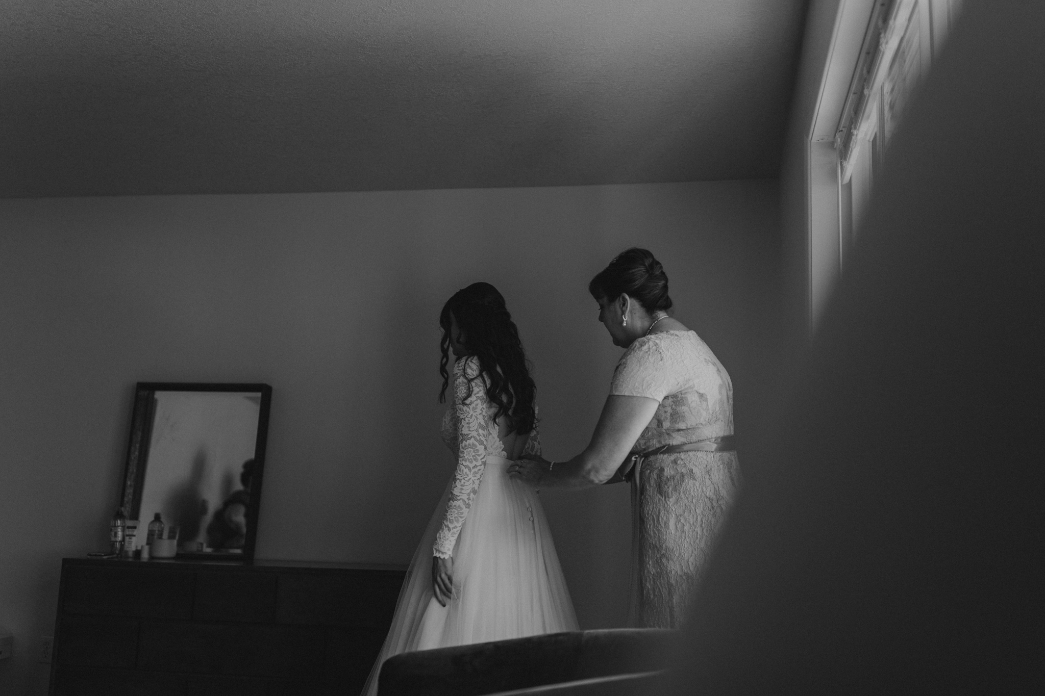 hornings_hideout_wedding_oliviastrohmphotography-11.jpg