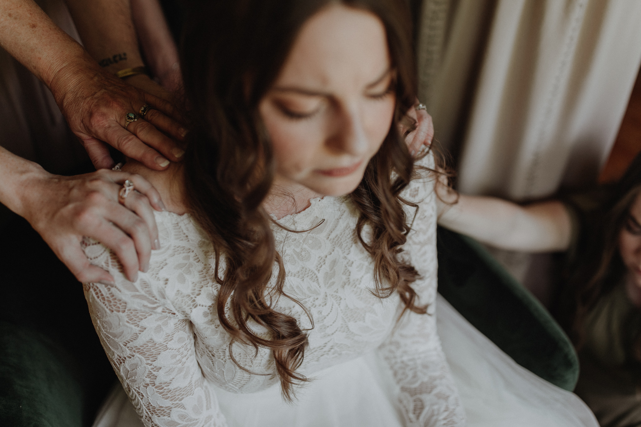 hornings_hideout_wedding_oliviastrohmphotography-20.jpg