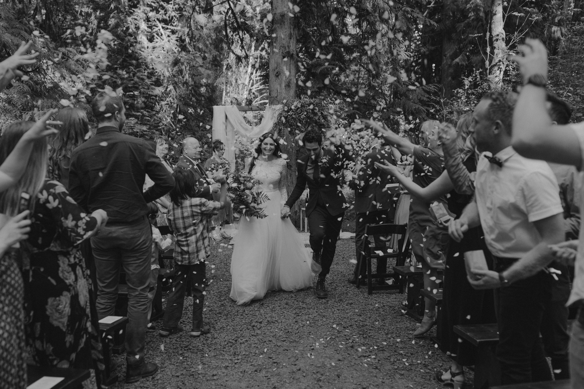 hornings_hideout_wedding_oliviastrohmphotography-117.jpg