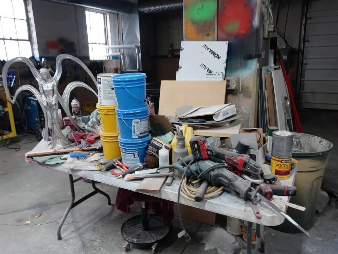 What does it take to make an angel?
Believe it or not, even more stuff than this.
.
.
.
#finishedwork #studio #ineedadayoff #artsupplies #artstudio #pigpen #whatamess