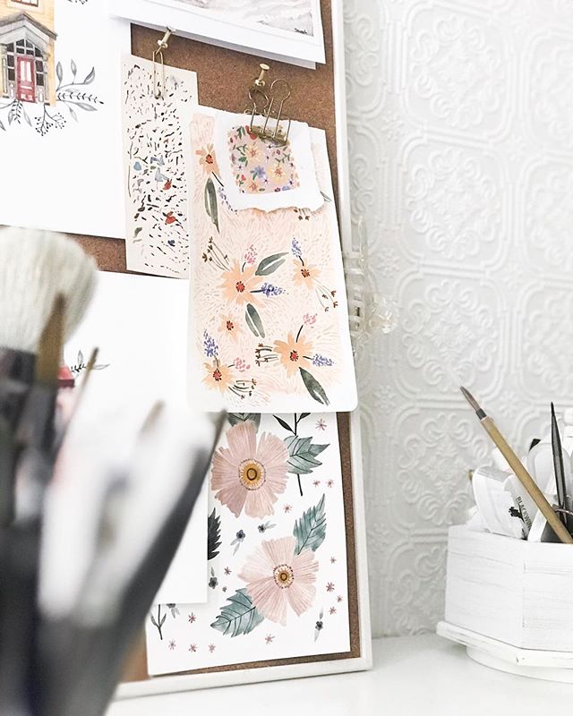 Views from mega desk!! (If you get the reference we can be friends) .
.
#vscocam #videoart #graphicdesigner #vsco #patterndesign #colourpalette #neighbourhood #patterns #illustration #art #drawing #textiledesign #artlicensing #wallpaper #floralillust