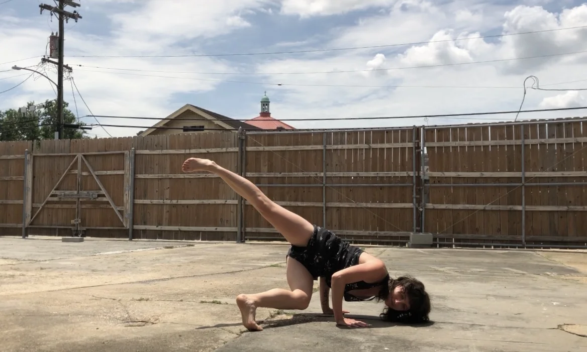 Becoming Resilient: Axis Syllabus Dance/Movement Lab with Emily Jones. 