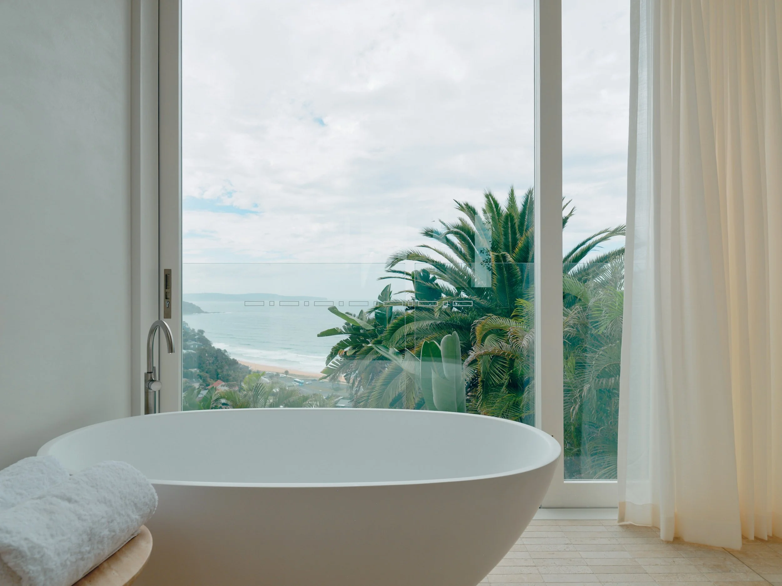 MartinSiegner - 155 Pacific Rd Palm Beach - 09 WEB.jpg