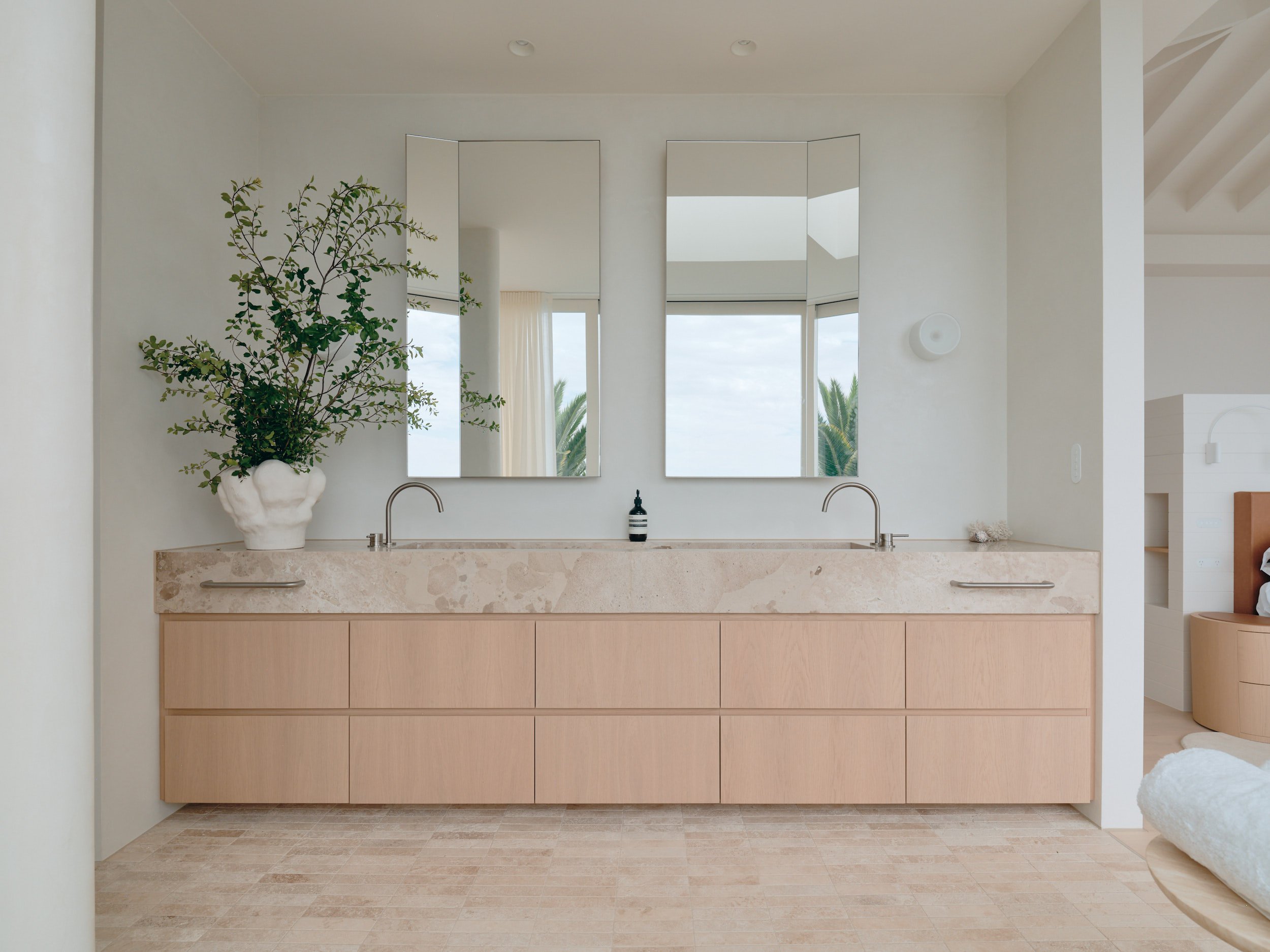 MartinSiegner - 155 Pacific Rd Palm Beach - 10 WEB.jpg