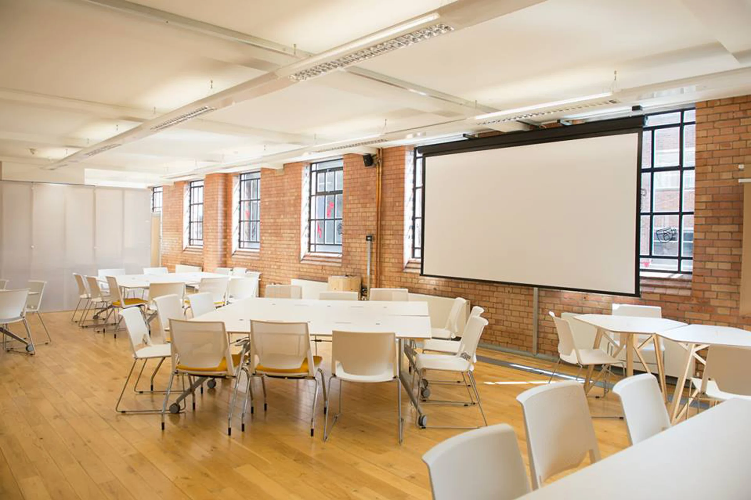 LOCATION: Birmingham CLIENT: Impact Hub COMPLETION: 2015 FLOOR AREA: 7,000 sq. ft. TYPOLOGY: D, B, O, T