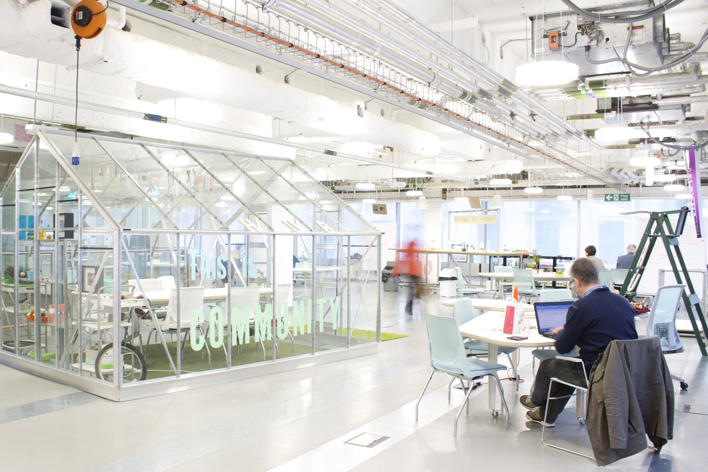 IMPACT HUB WESTMINSTER In 2010, Impact Hub Westminster grew out of a w00rk feasibility study for Westminster Council’s City Planning Department into models for maximising the Enterprise Spaces potential of future S106 agreement opportunities to generate self-sustaining affordable workspace, part of the Council’s Economic Development Strategy 2008-2011 to “encourage the development of more affordable business space in Westminster.” 00 were later appointed the architects of Impact Hub Westminster to fit out the 12,000sq ft space, led the co-founding team to build, manage and operate the first year of the business to operational break even, and currently hold an equity ownership.