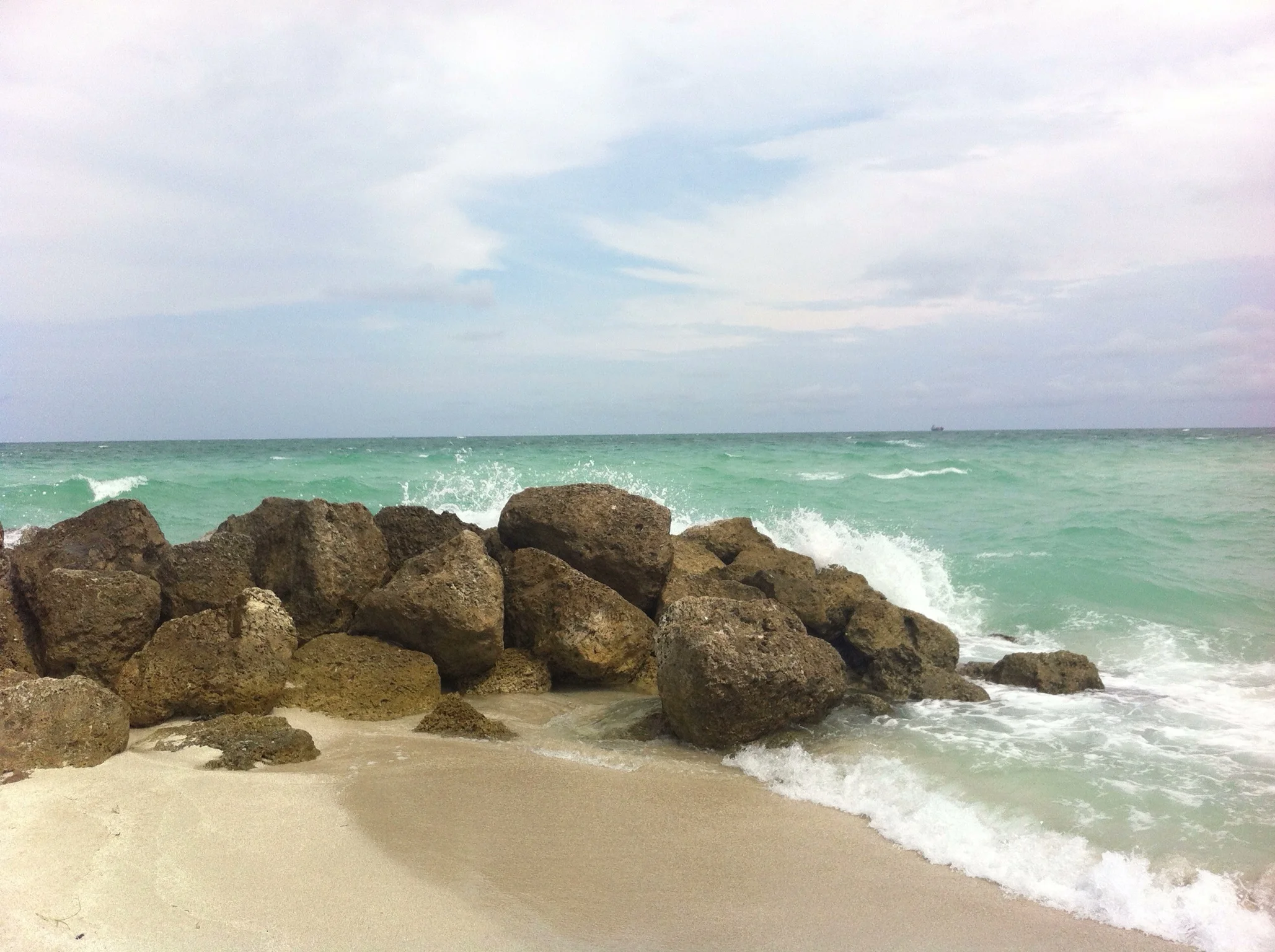 miami_beachrocks2.JPG