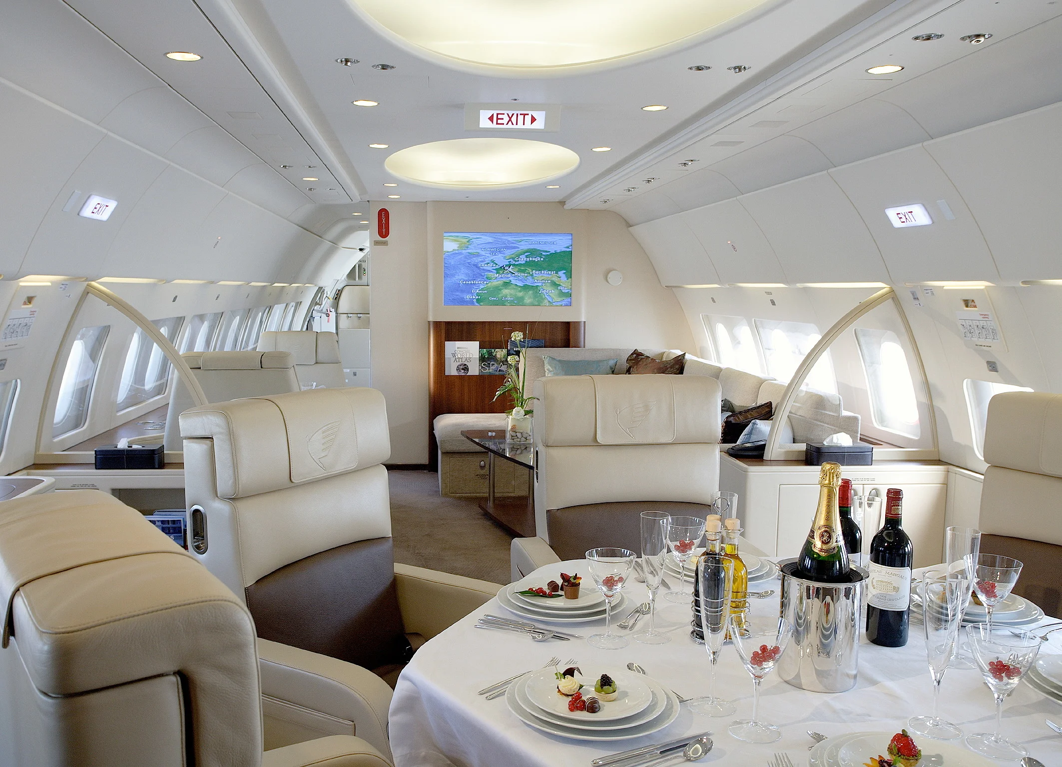 2560_Corporate Aviation_Best-Off-062.jpg