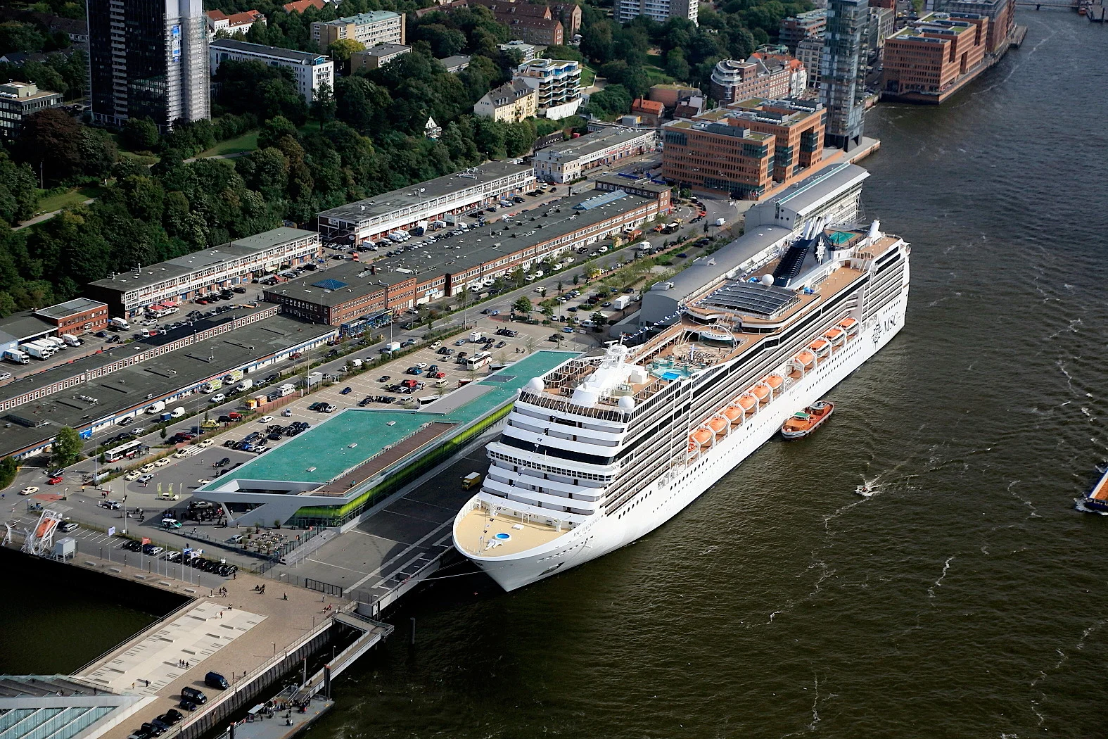 2560_Hafen Hamburg Marketing-004.jpg