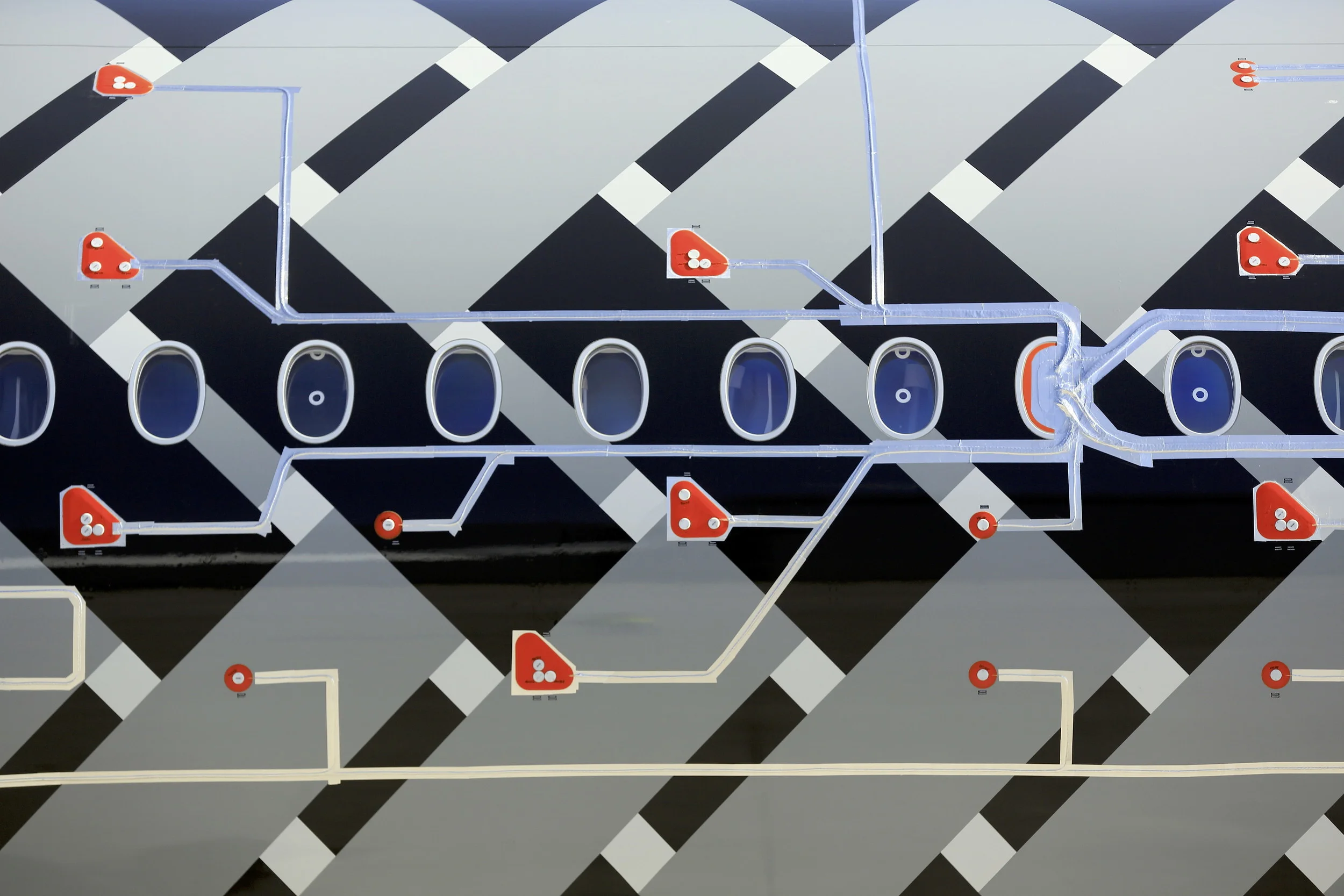FTI installation outside A350 - MSN002