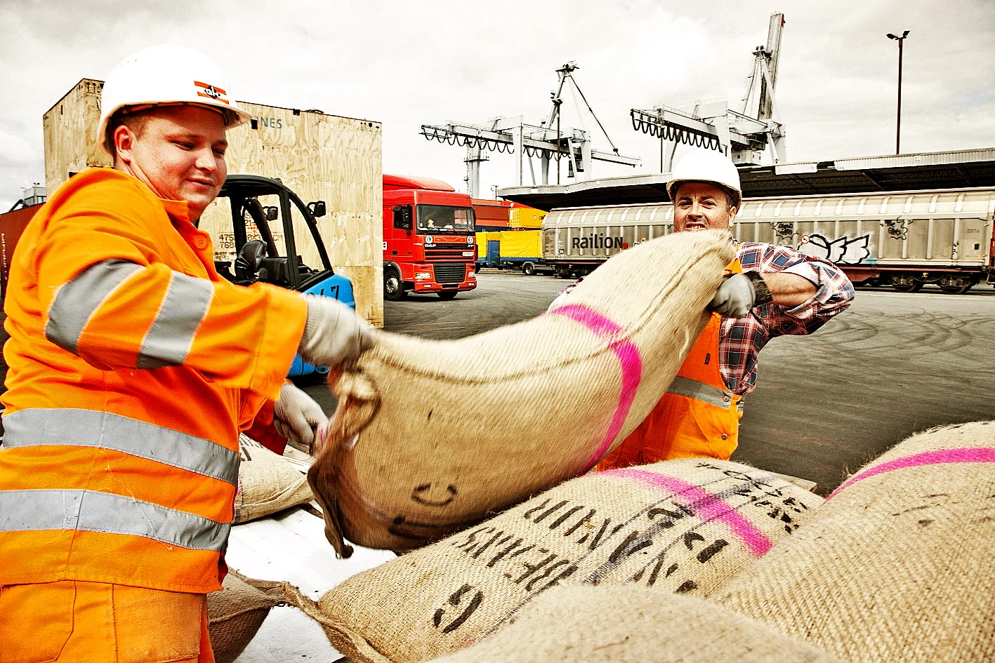 2560_BUSS POrts, Hamburg0002-OPT.jpg