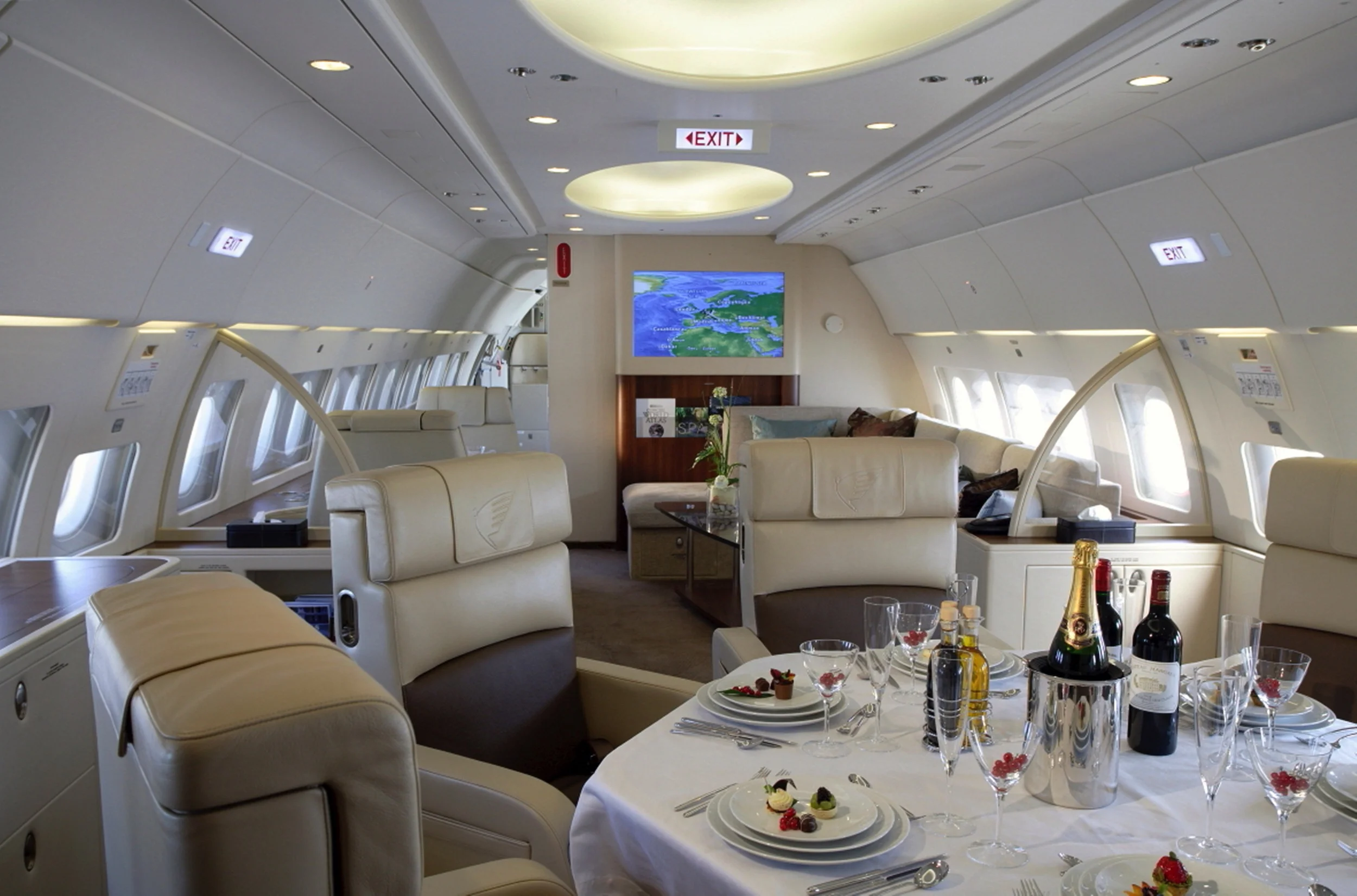 Corporate Aviation_Best-Off-023_2500x1651.JPG