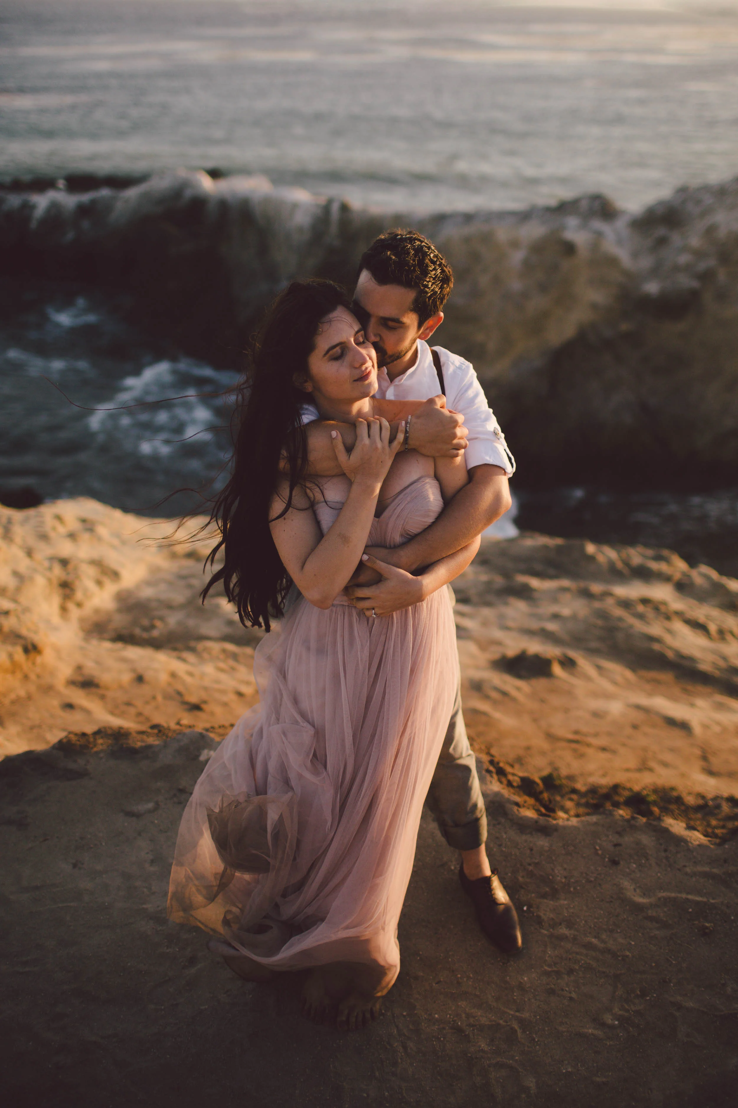 malibu-elopement-engagement-leo carrillo-beach