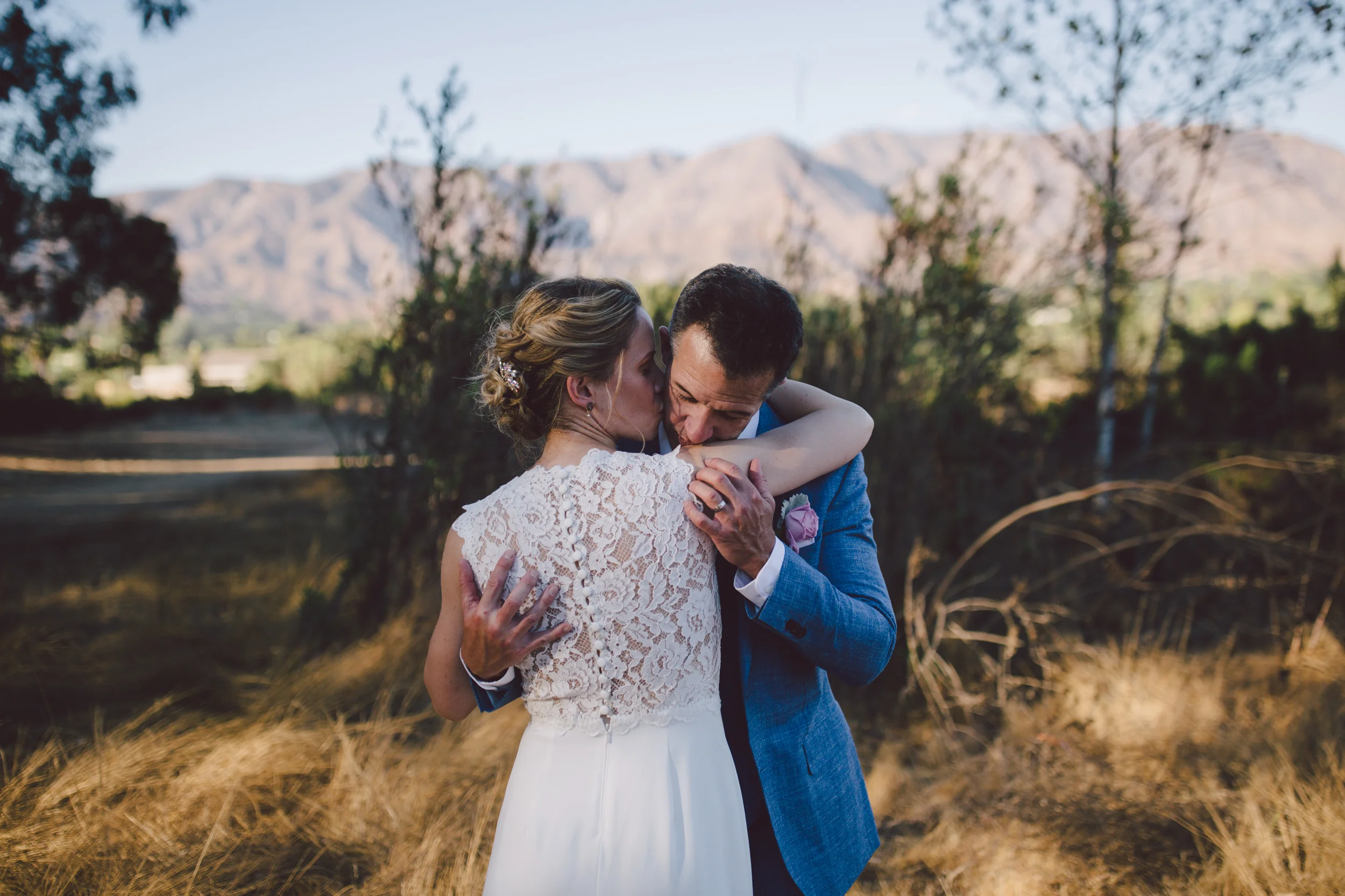 ojai elopement intimate sunset portraits couple