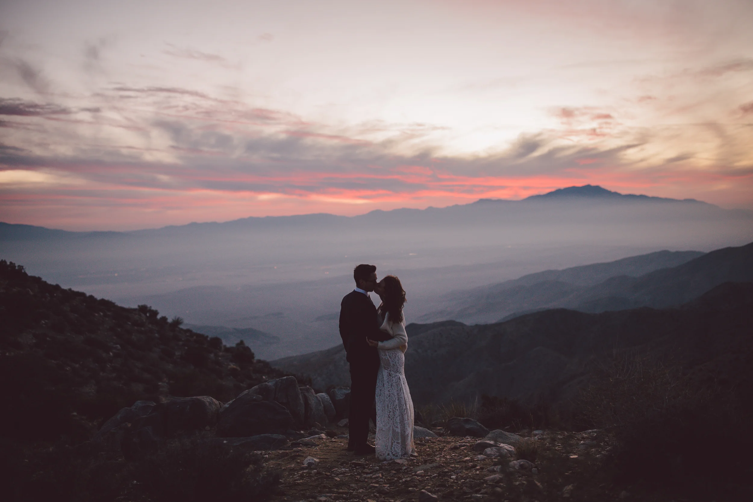 sunset adventure elopement california joshua tree keys view