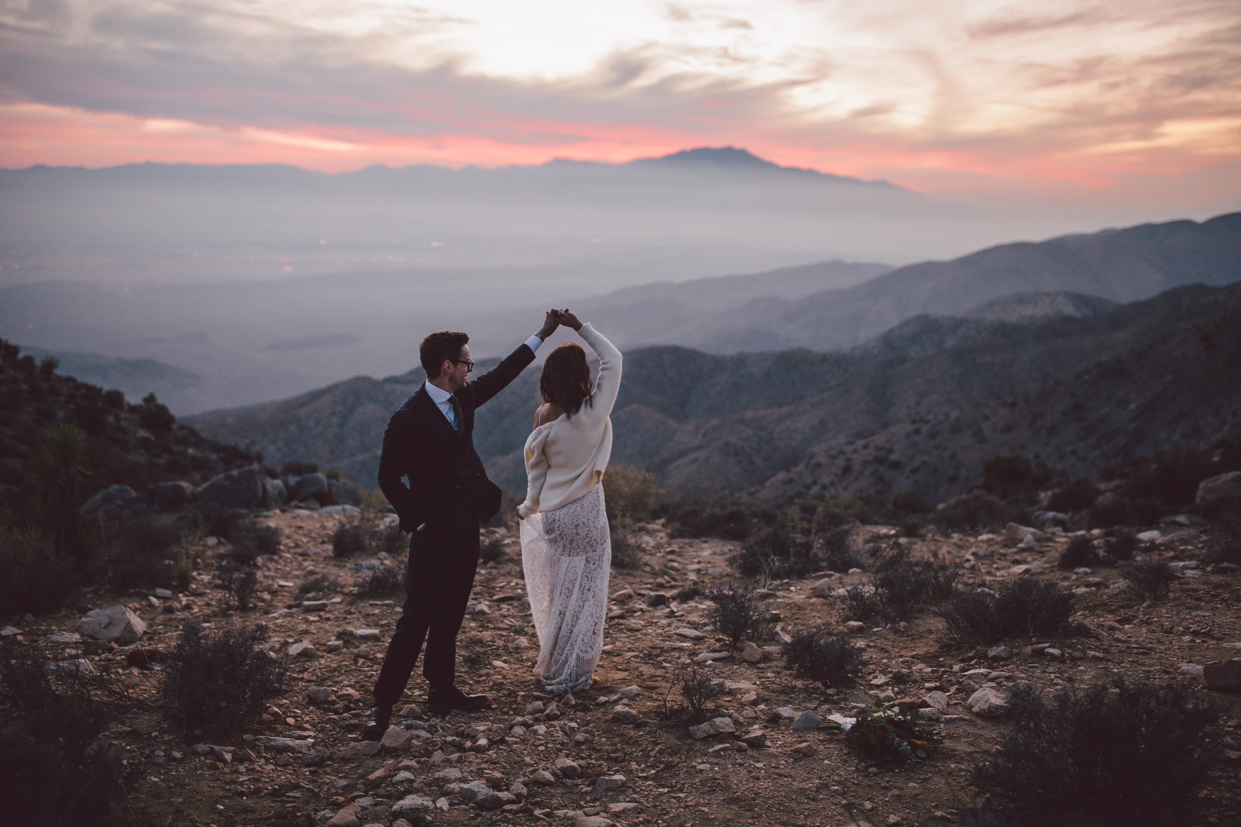 boho elopement joshua tree keys view sunset