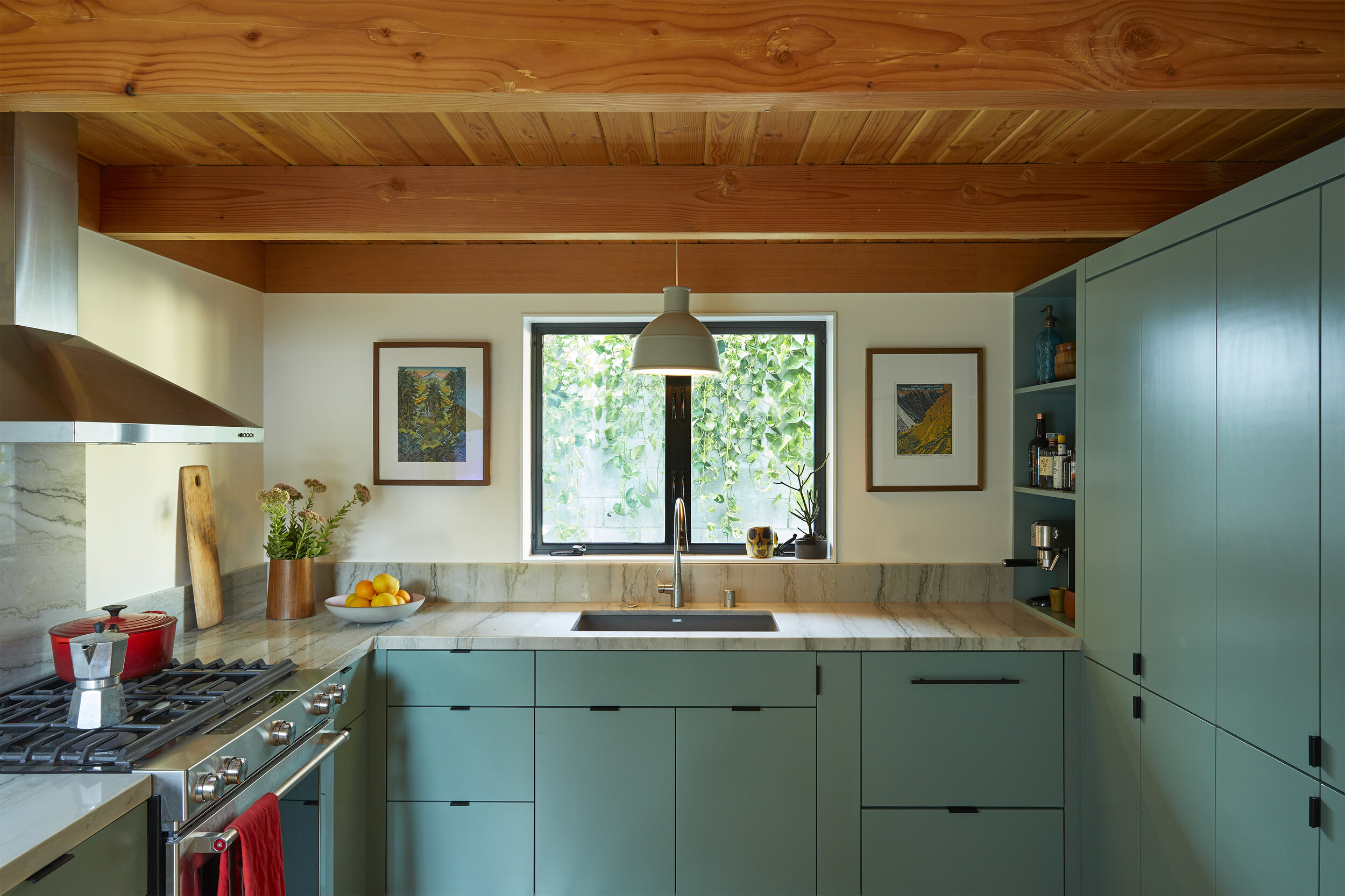 Bunch_EchoPark ADU_Kitchen_Straight_H_Edit_8x12.jpg