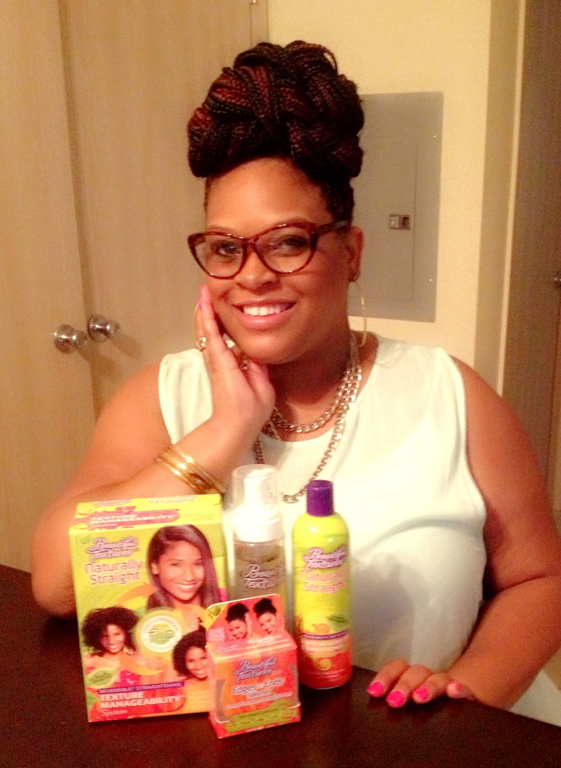 LaTanya Smith, AlyiV.com Beautiful Textures Natural Summer Hair Giveaway Winner