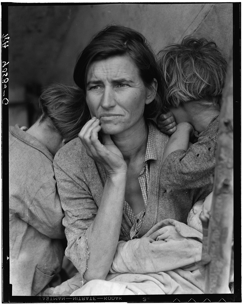  Destitute pea pickers in California. Mother of seven children. Age thirty-two. Nipomo, California 