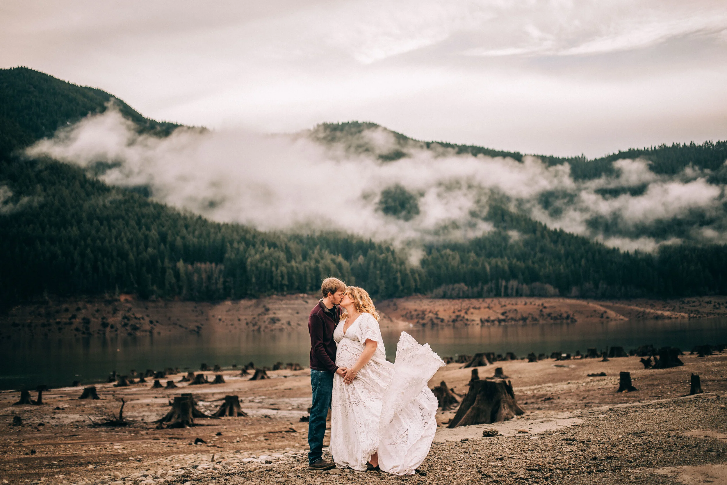 Detroit Lake | Maternity Session Salem Oregon