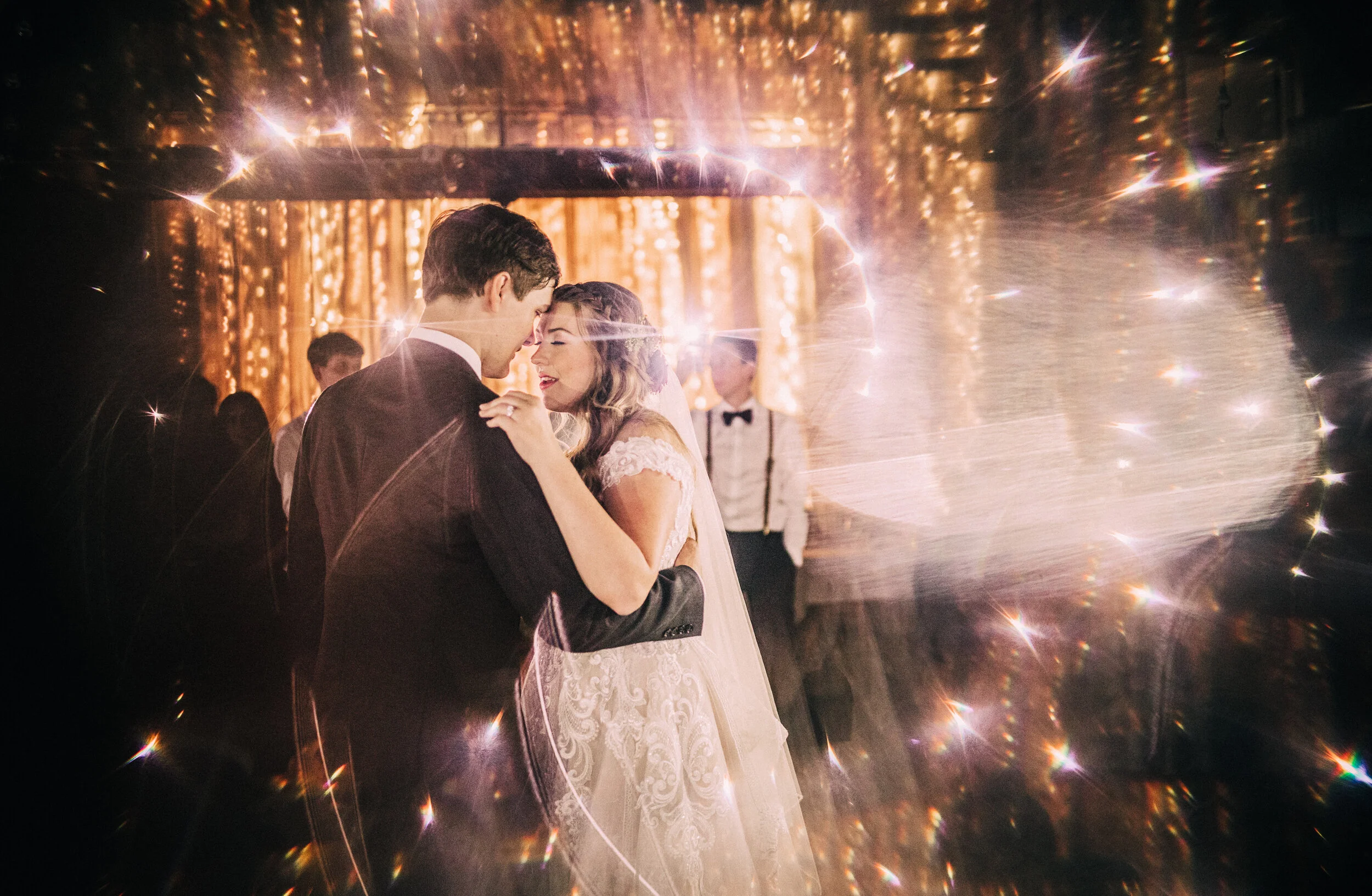 Green Villa Barn Wedding | Independence Oregon