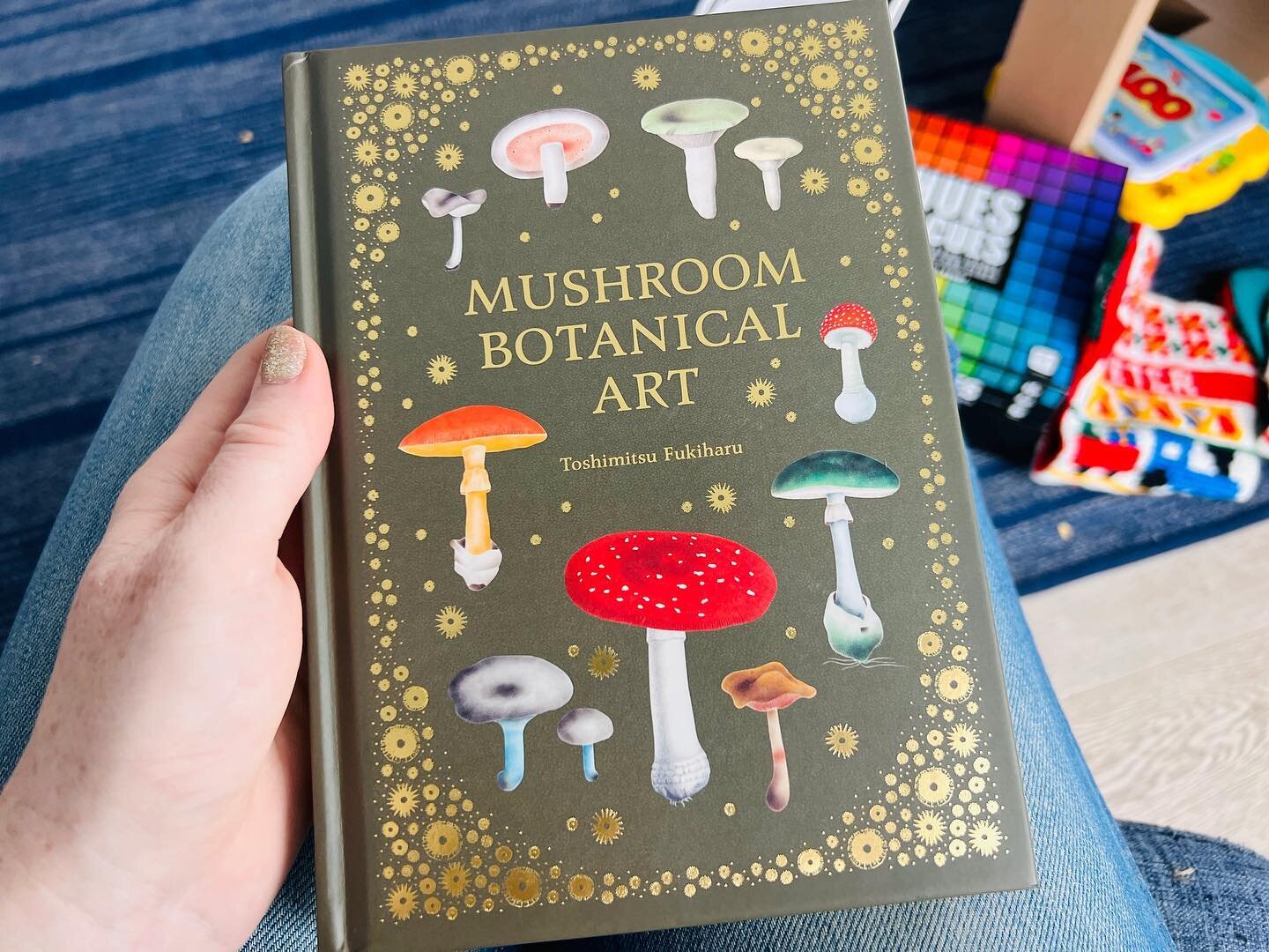 Secret Santa knows me well 🍄 thanks @enigmatatki ✨