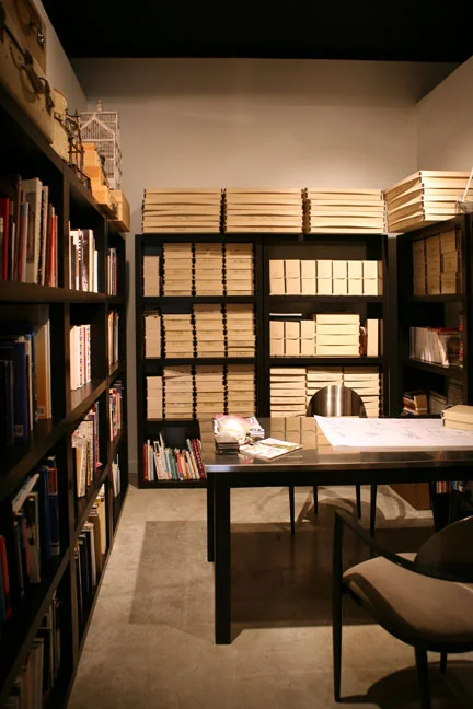 Archives / library