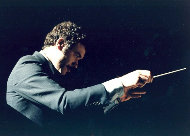 Larry conducting crop .jpeg