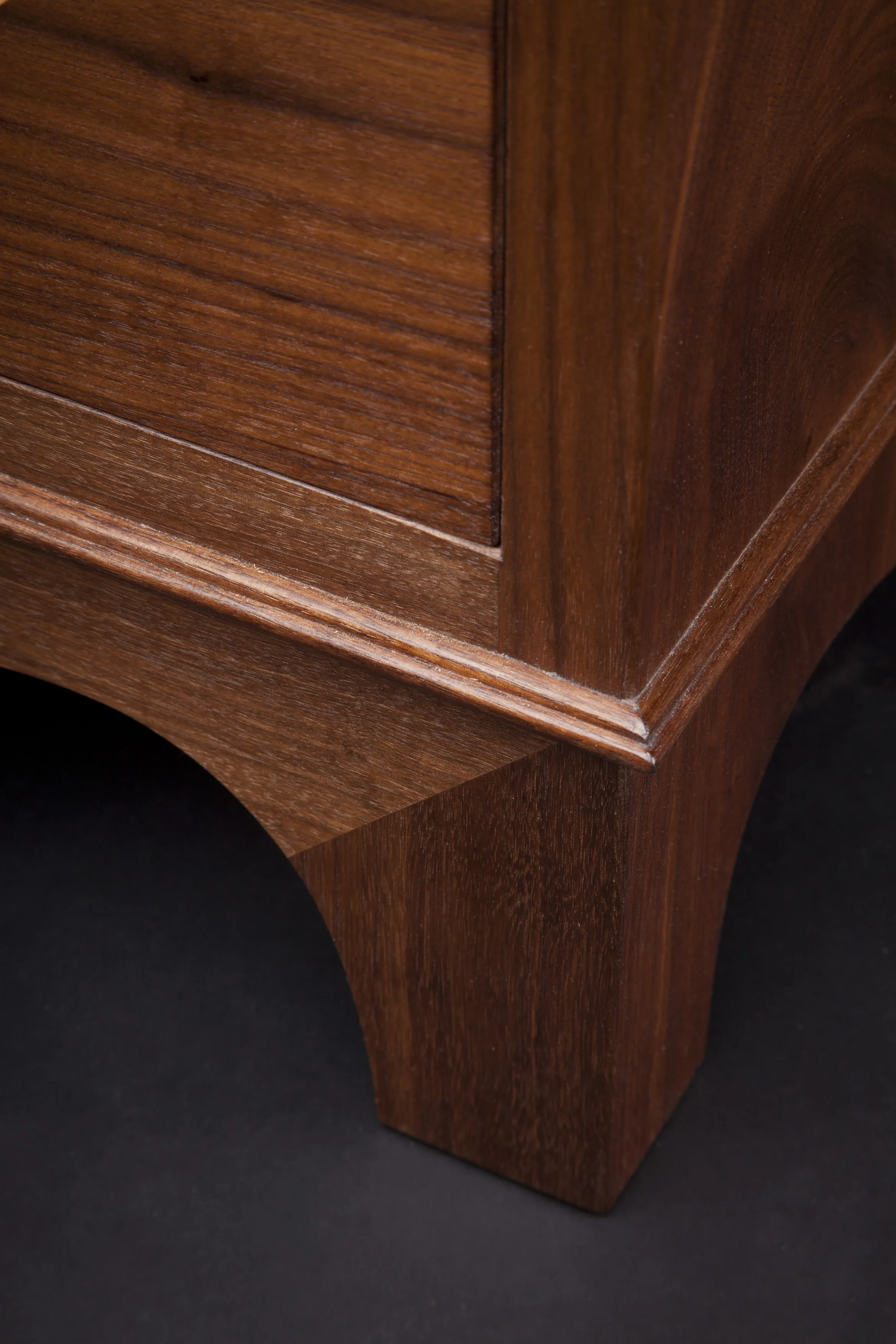 Inlay Dresser Walnut Jeremy Zietz