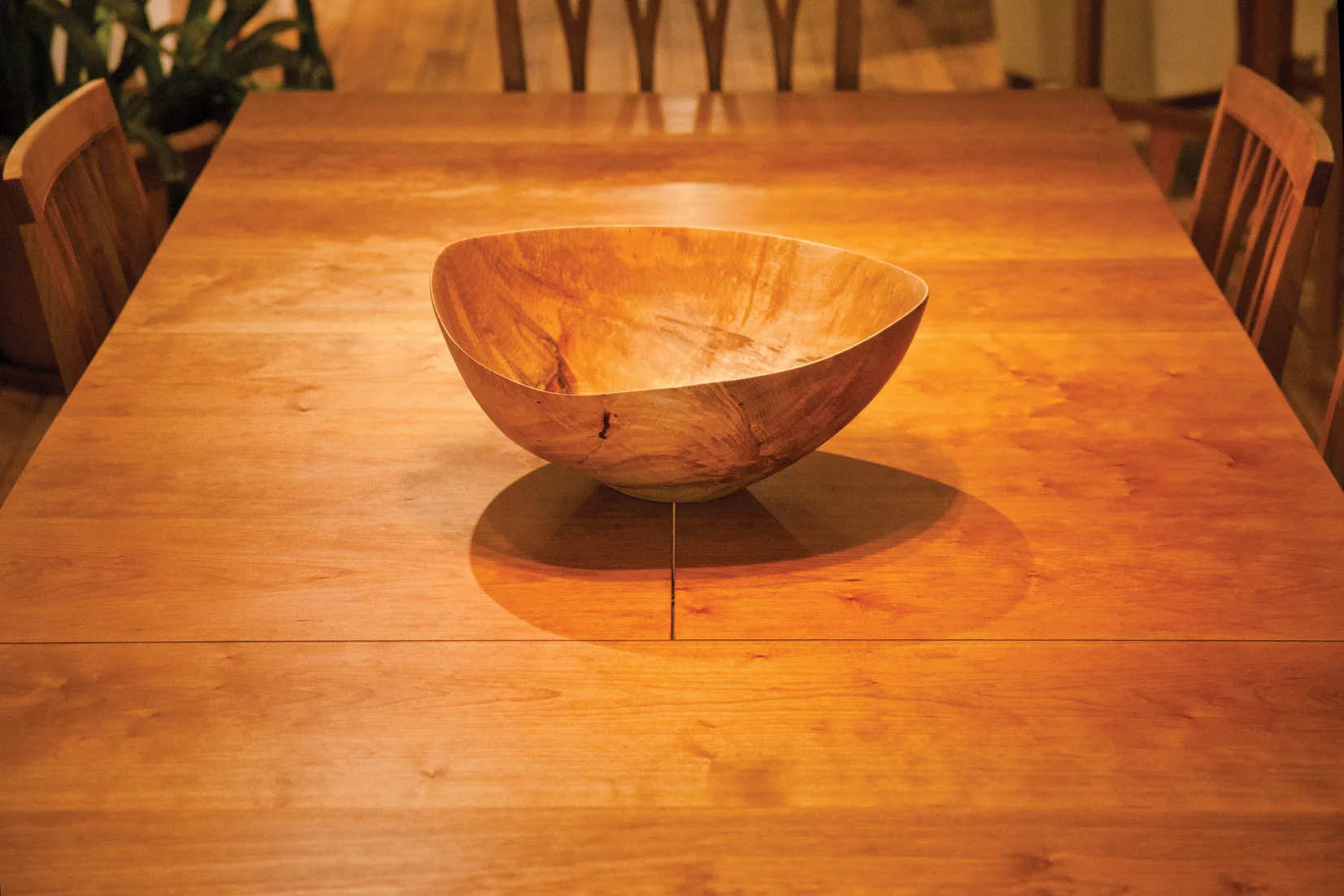 Butterfly Extending Table - in Cherry