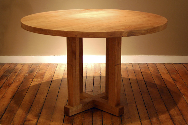 Marco's Pedestal Table - in Butternut