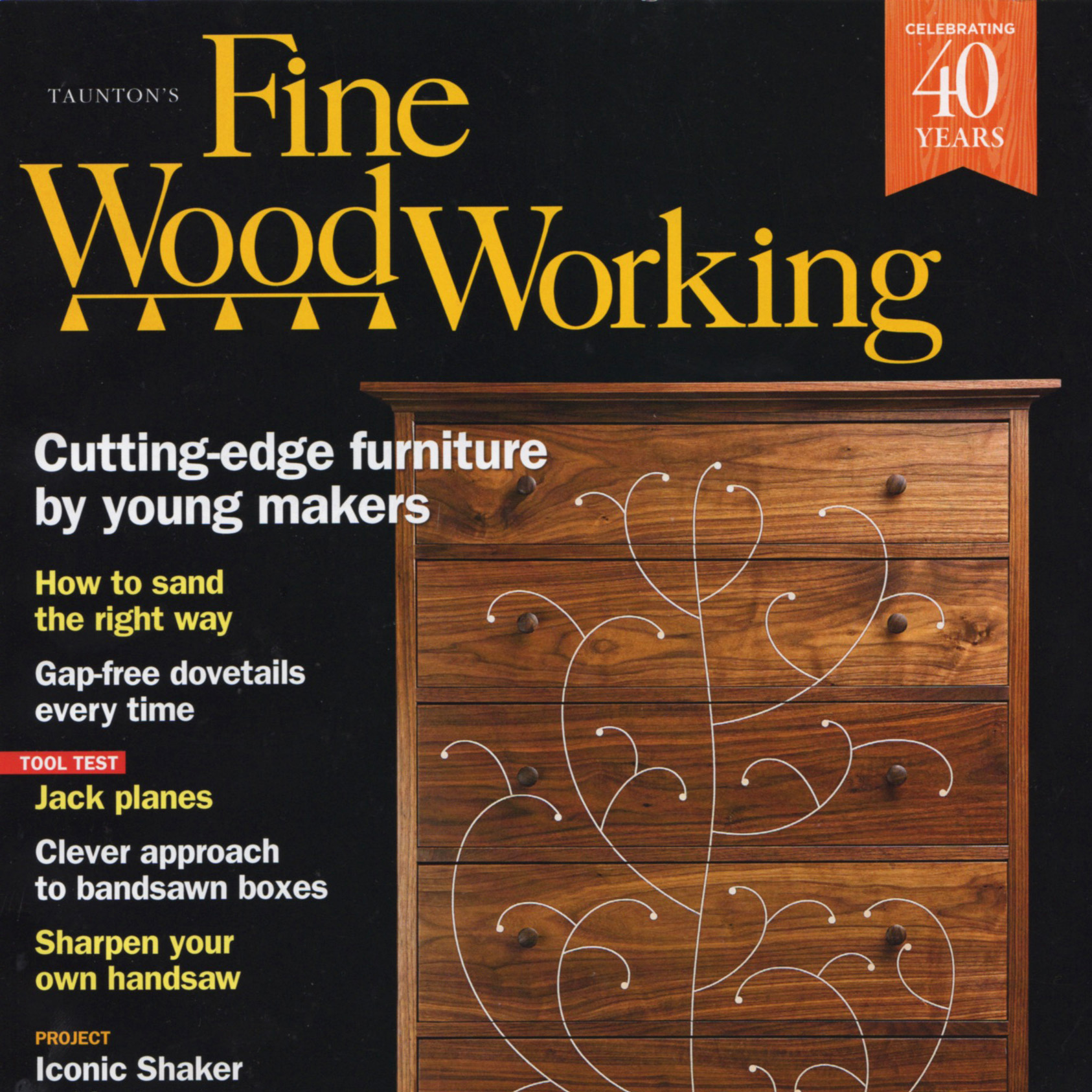 Fine Woodworking Cover / December 2015