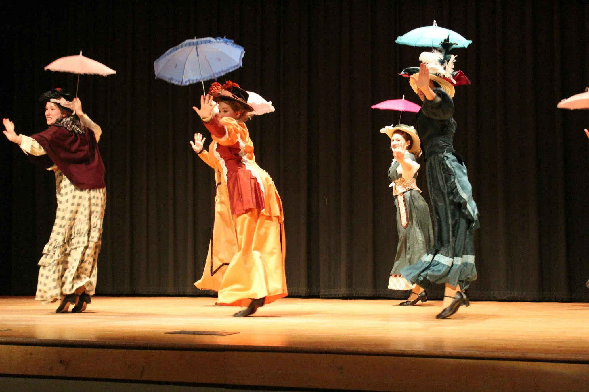 Cabaret1.jpg