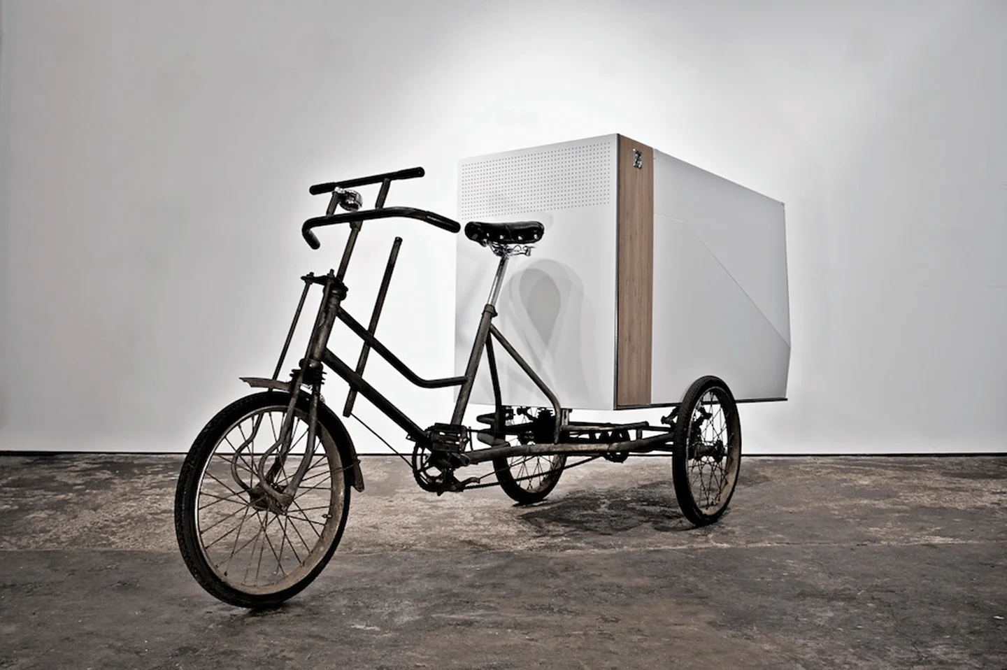 the-dj-trike-1-rgb.jpg