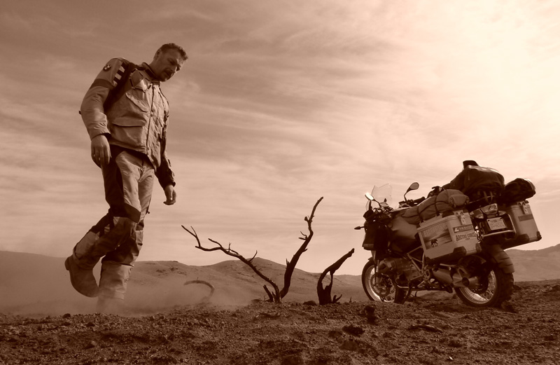 1_Dusty-fields-lava-fields-ins-Southern-Idaho.jpg