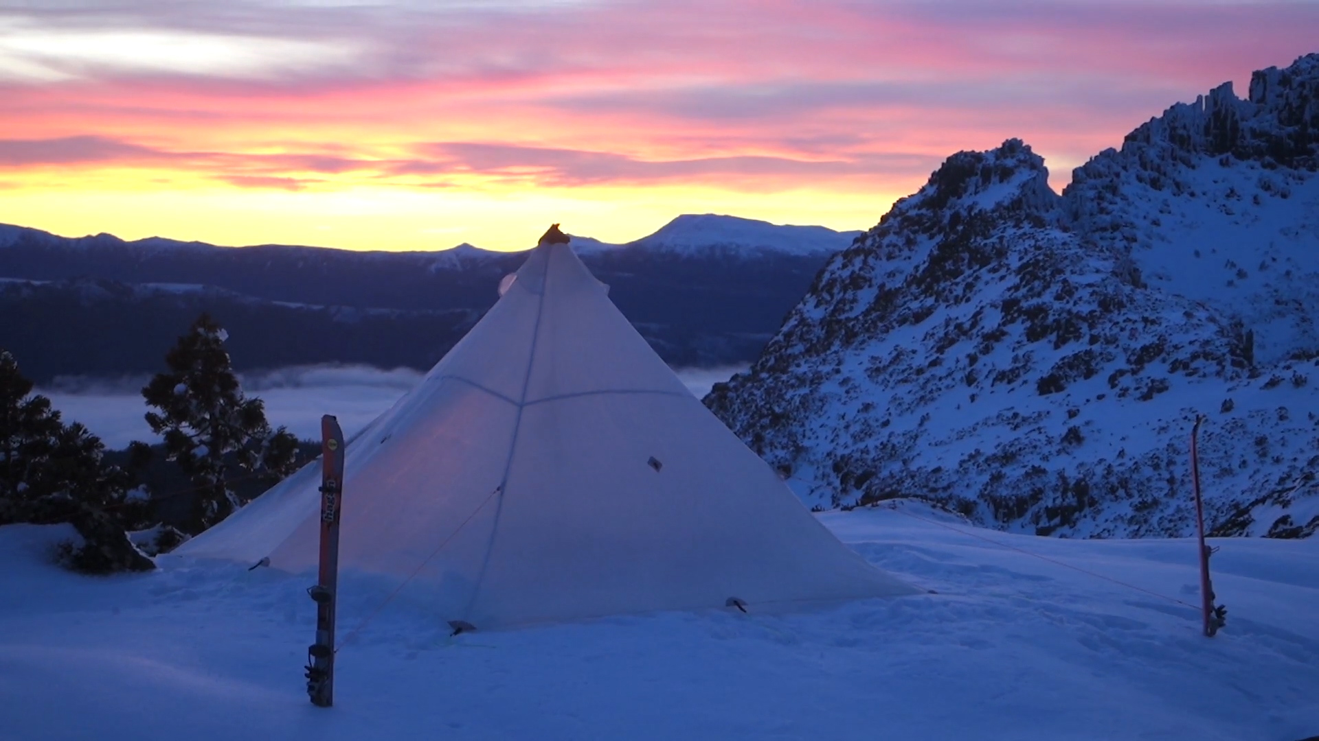 Skiing_SW_Tasmania.jpg